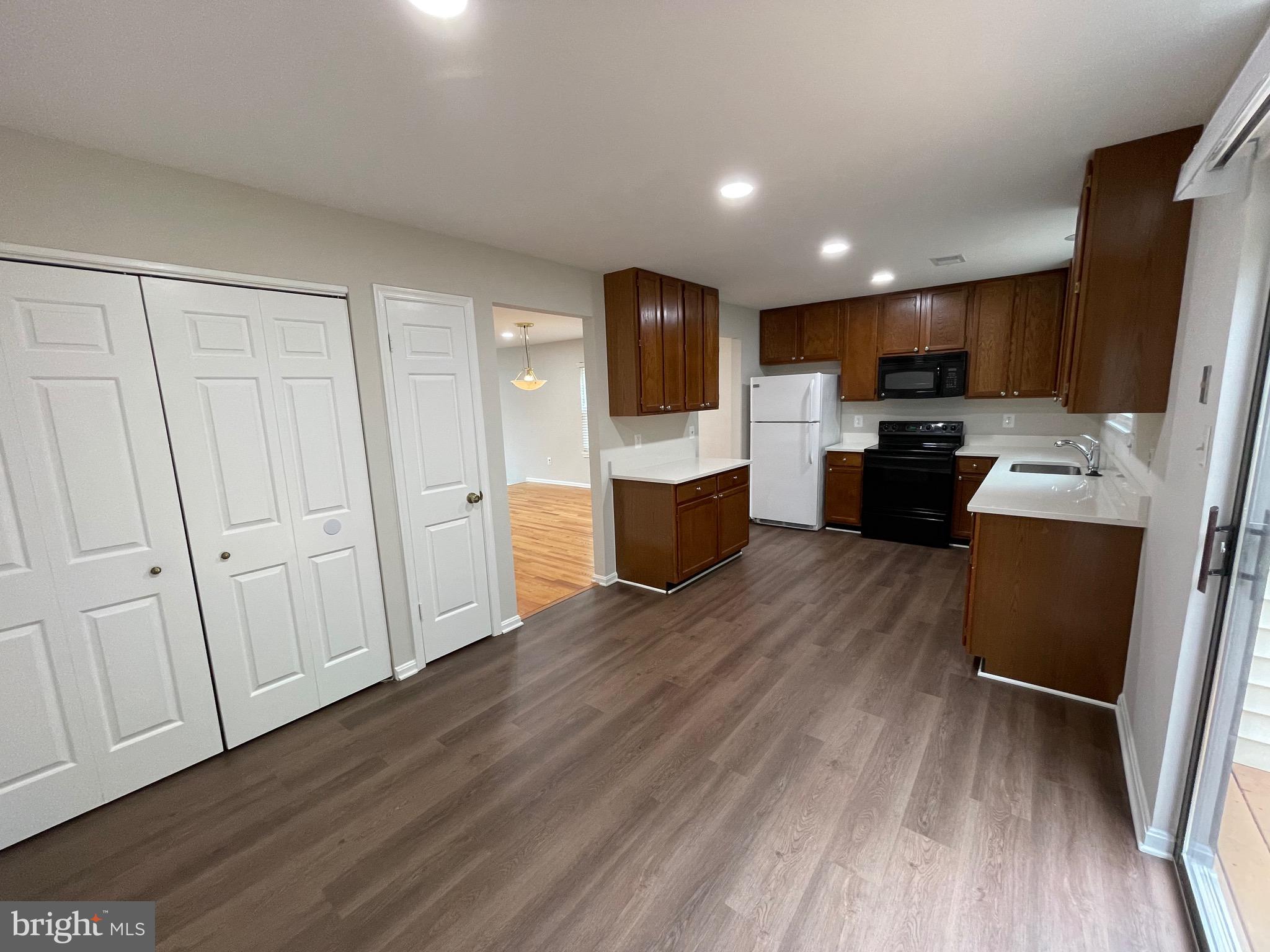 Real estate listing preview #11