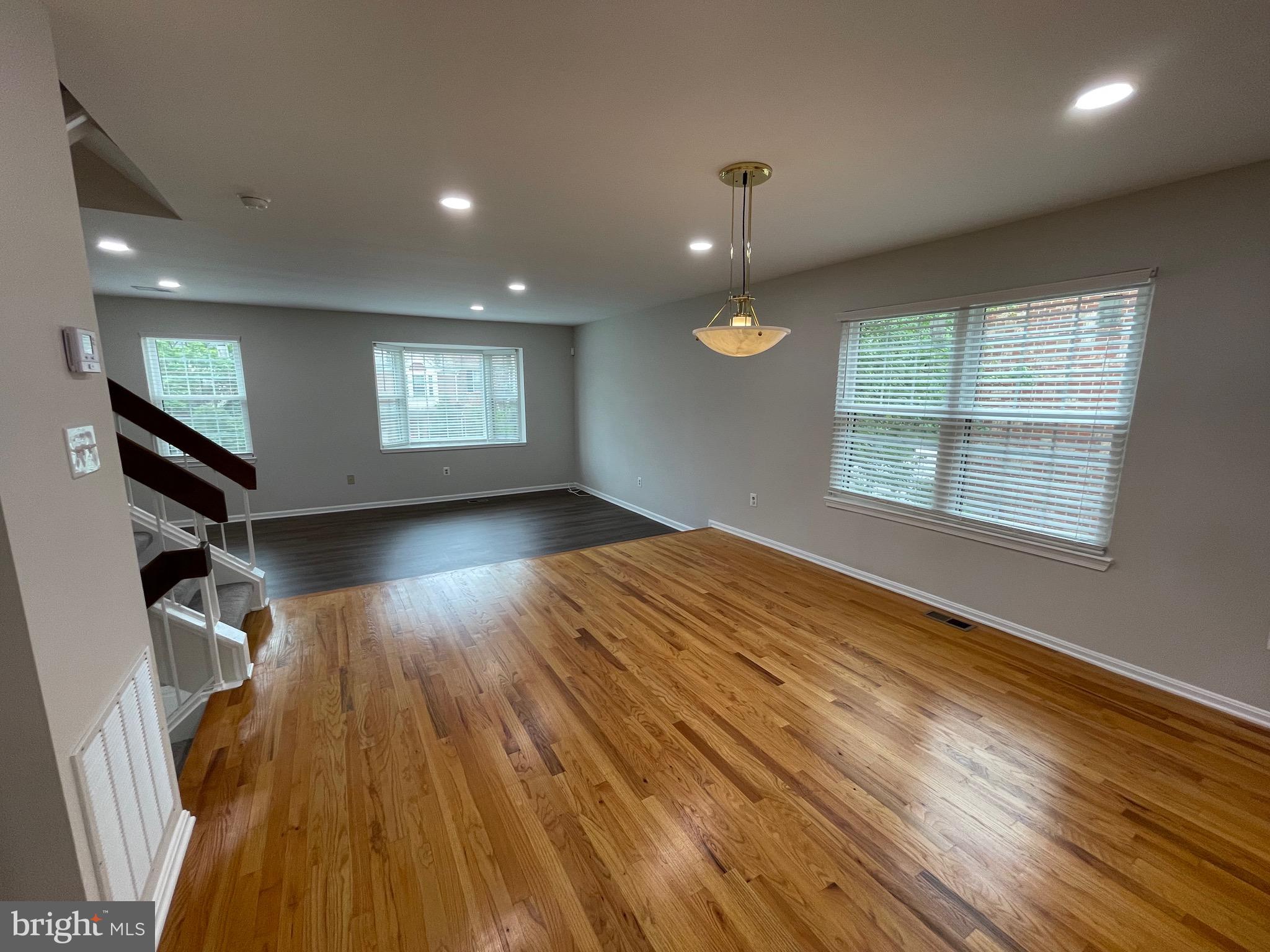 Real estate listing preview #7