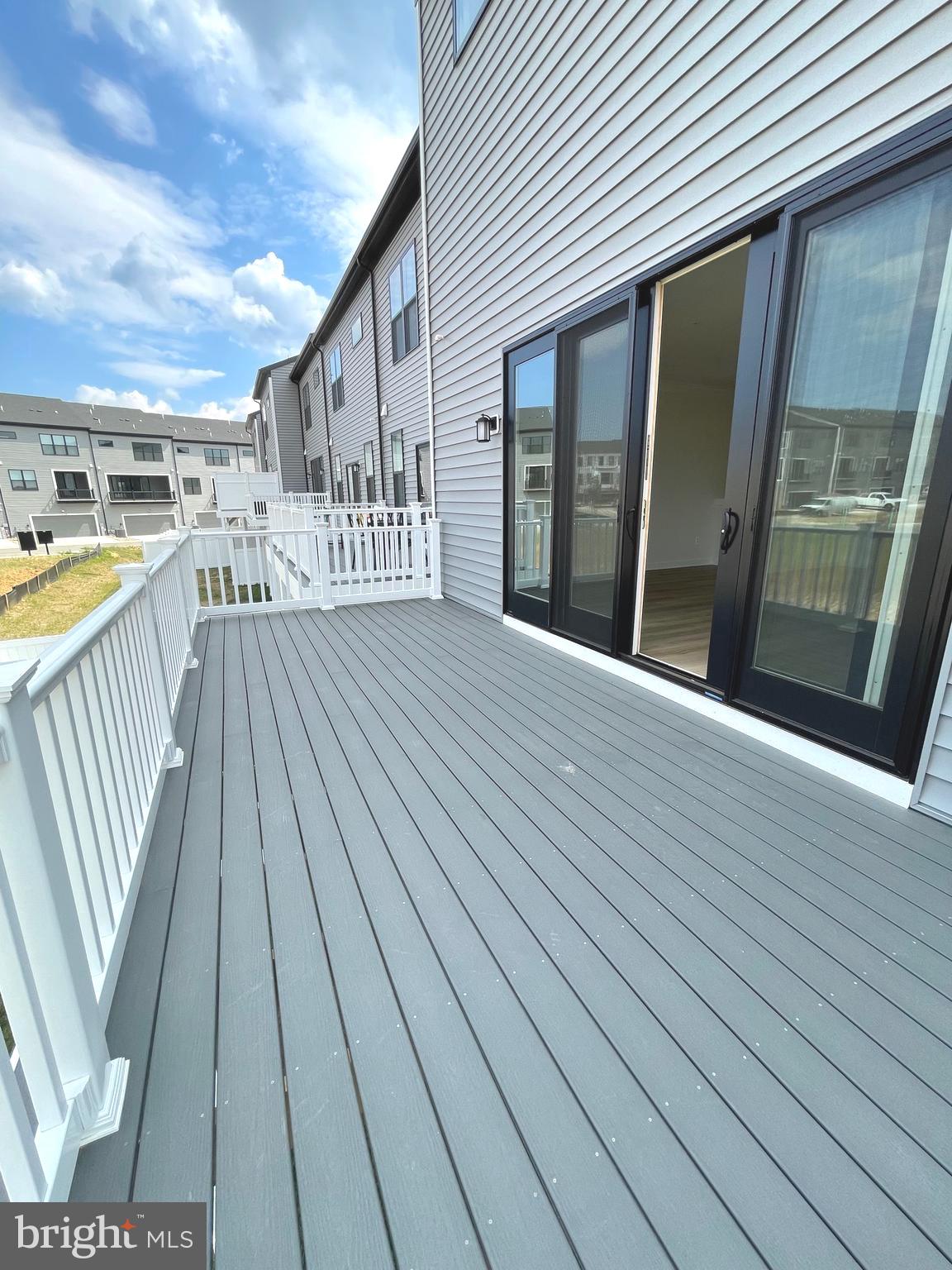 Real estate listing preview #11