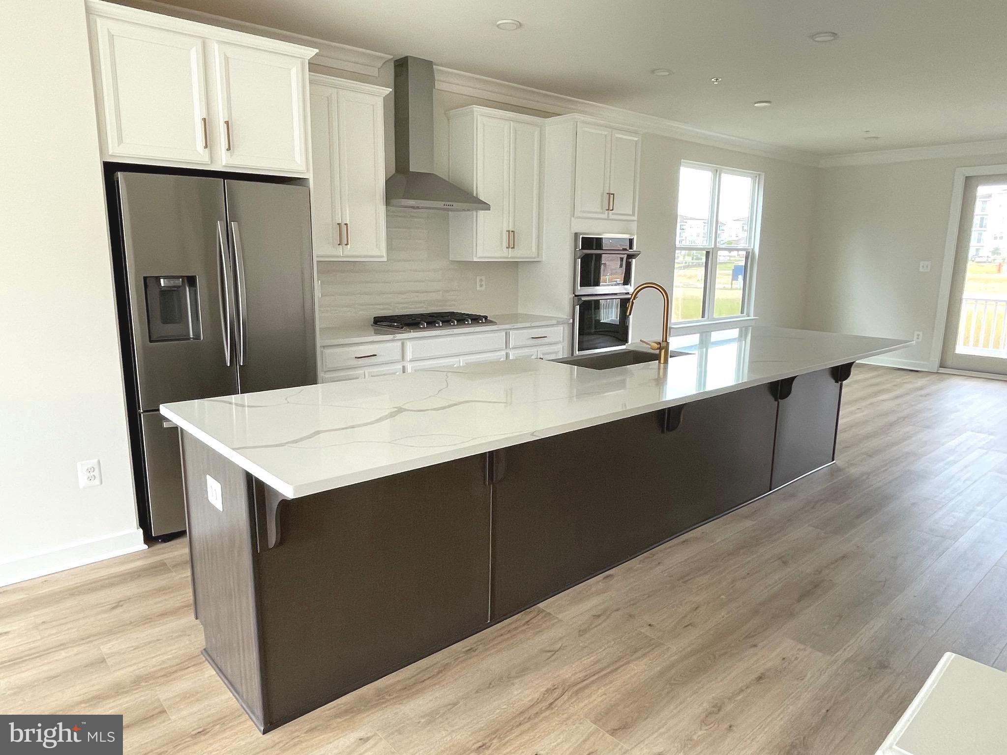 Real estate listing preview #3