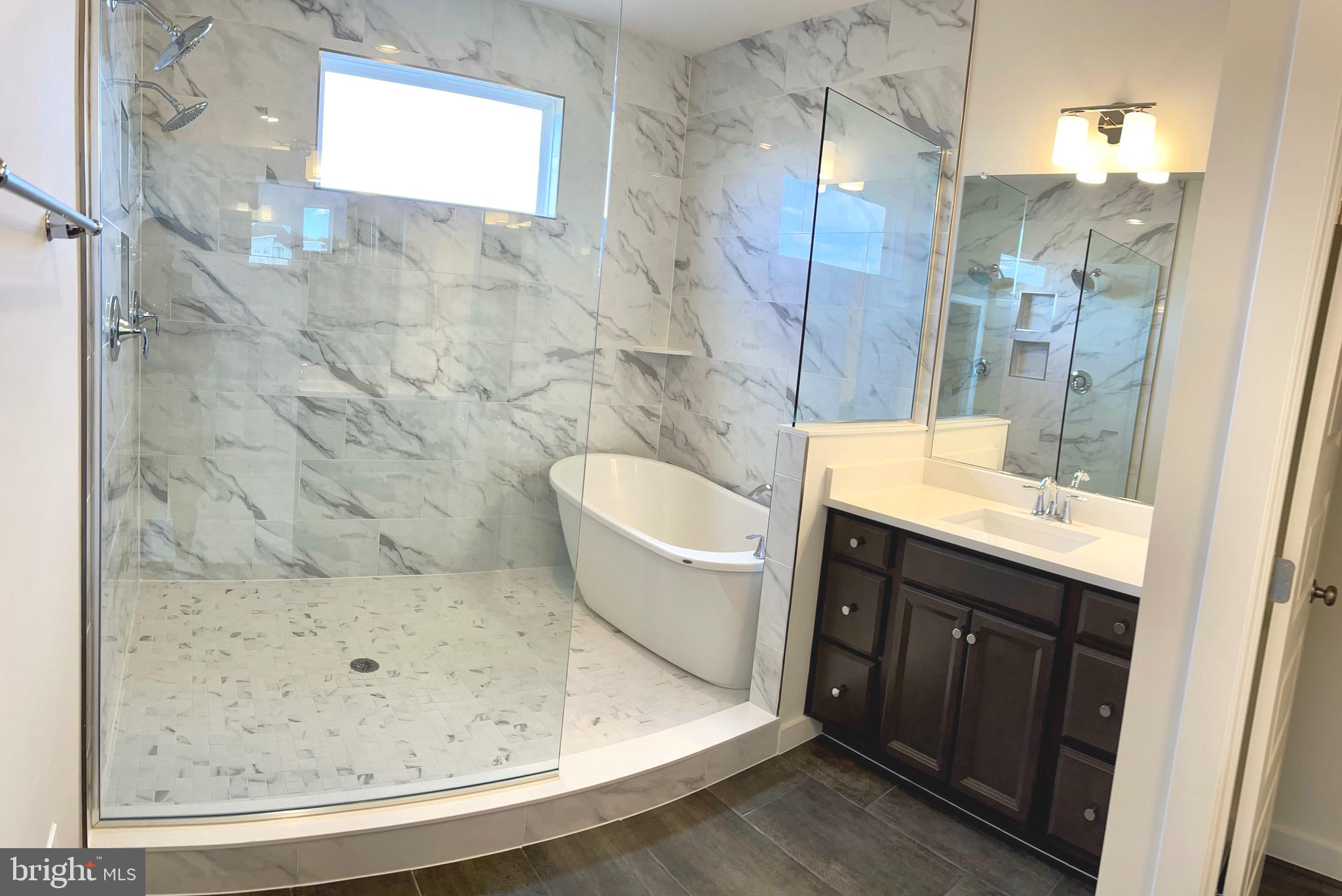 Real estate listing preview #16