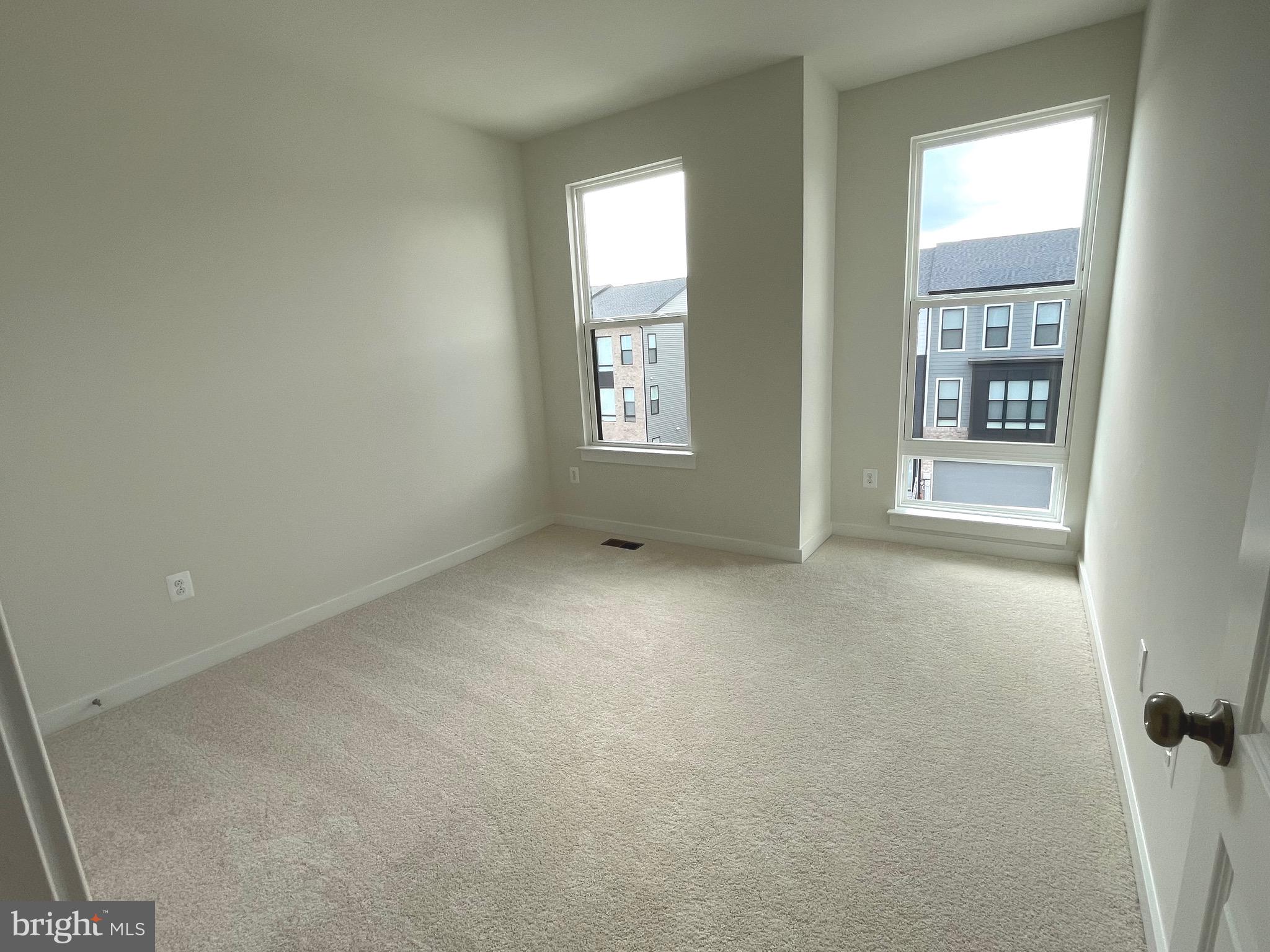 Real estate listing preview #19