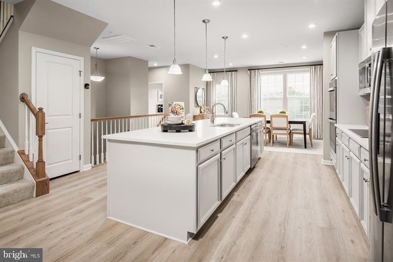 Real estate listing preview #4