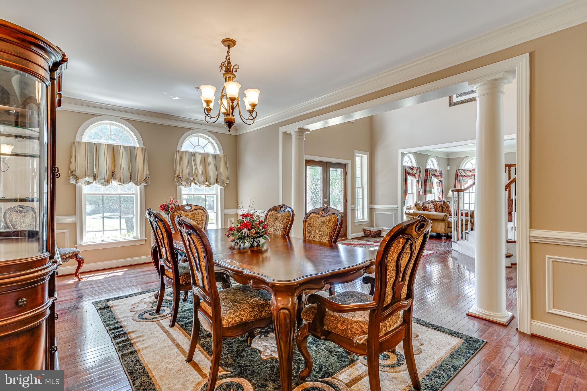 Real estate listing preview #6