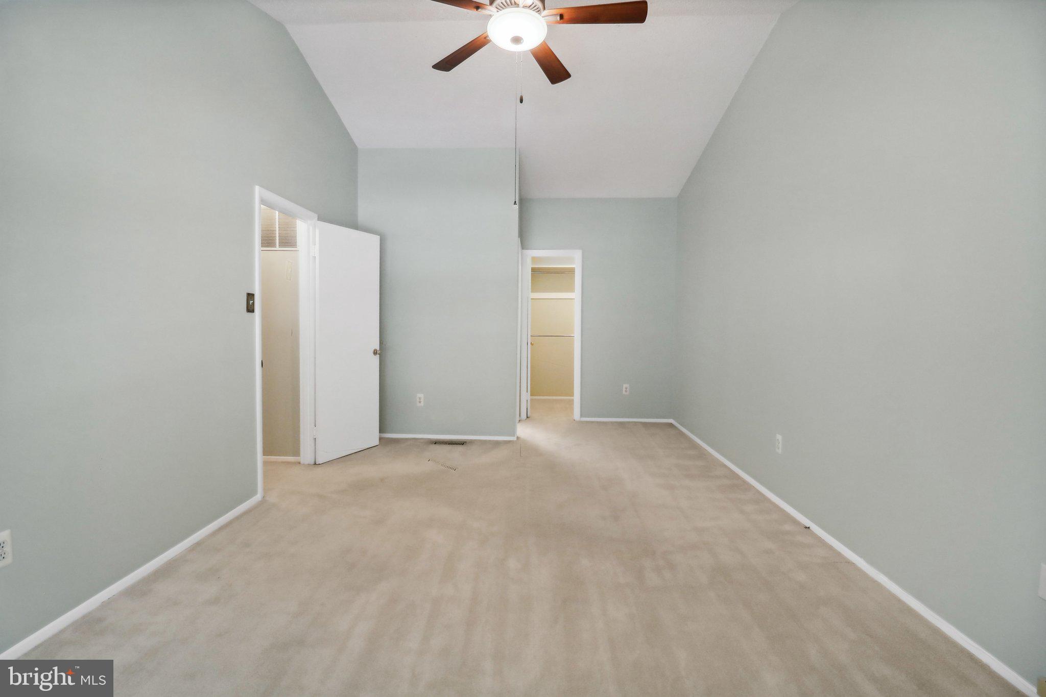 Real estate listing preview #18