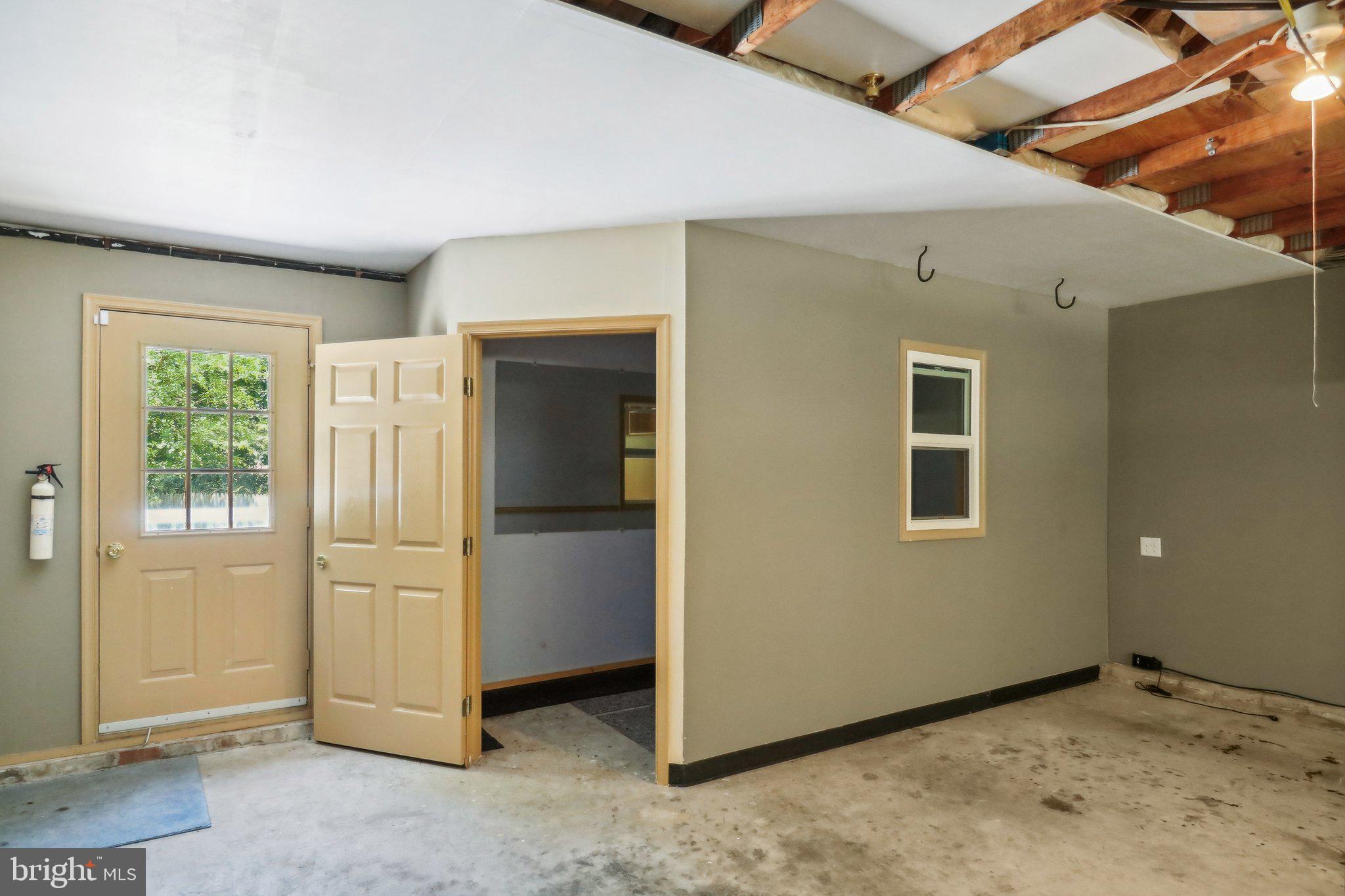 Real estate listing preview #32