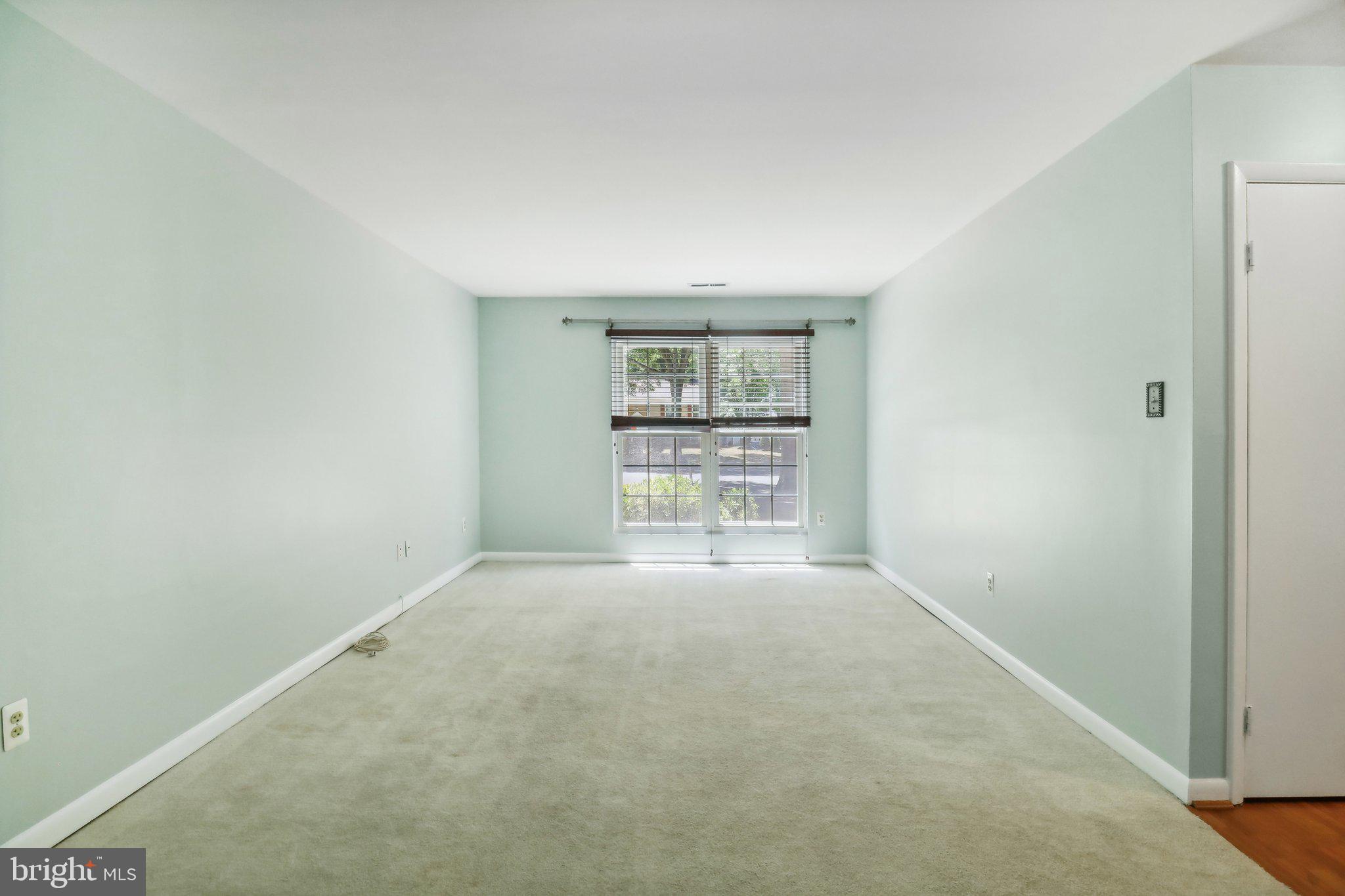 Real estate listing preview #12