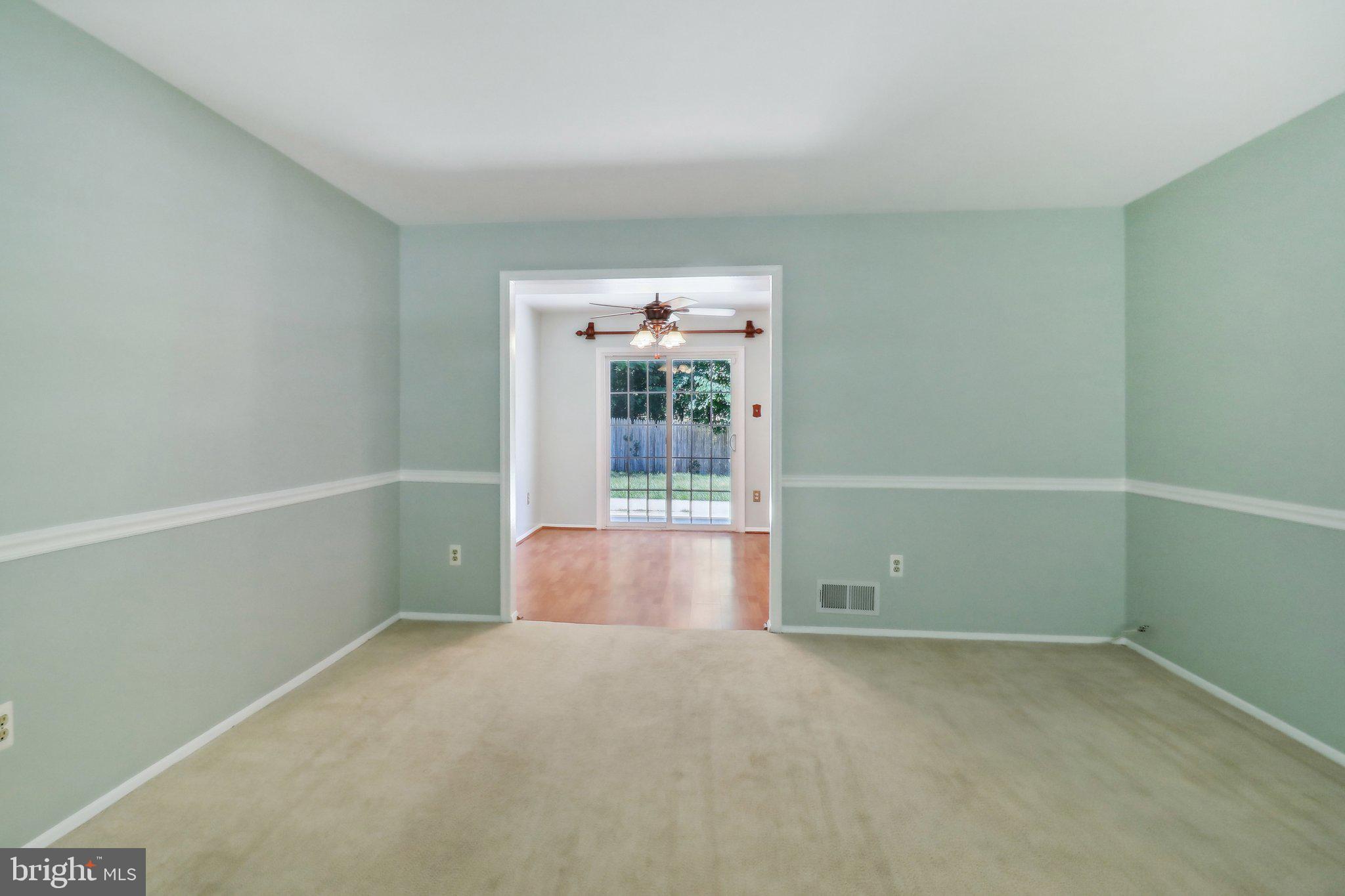 Real estate listing preview #14