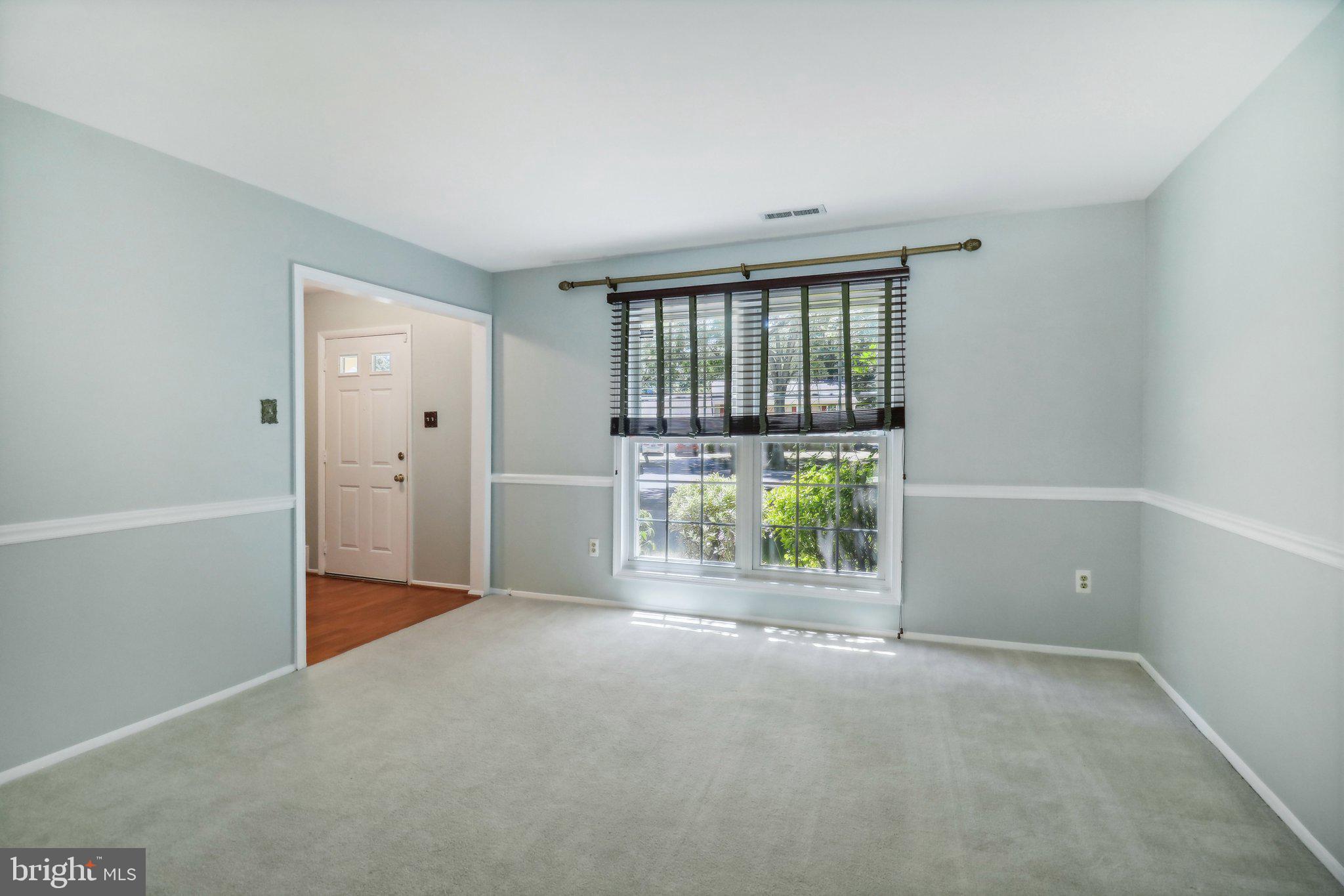 Real estate listing preview #16