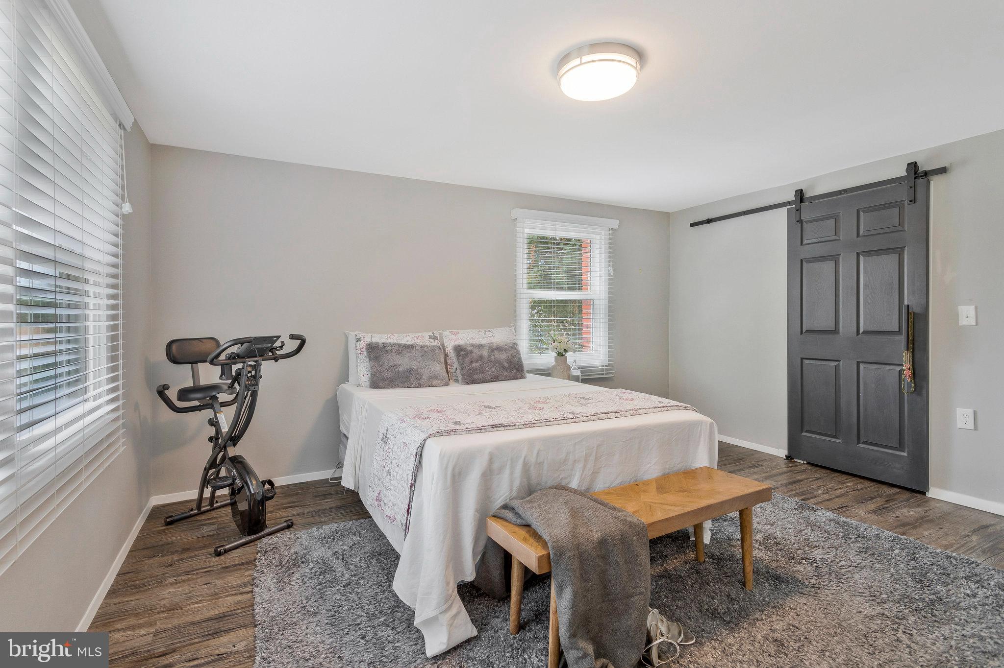 Real estate listing preview #15