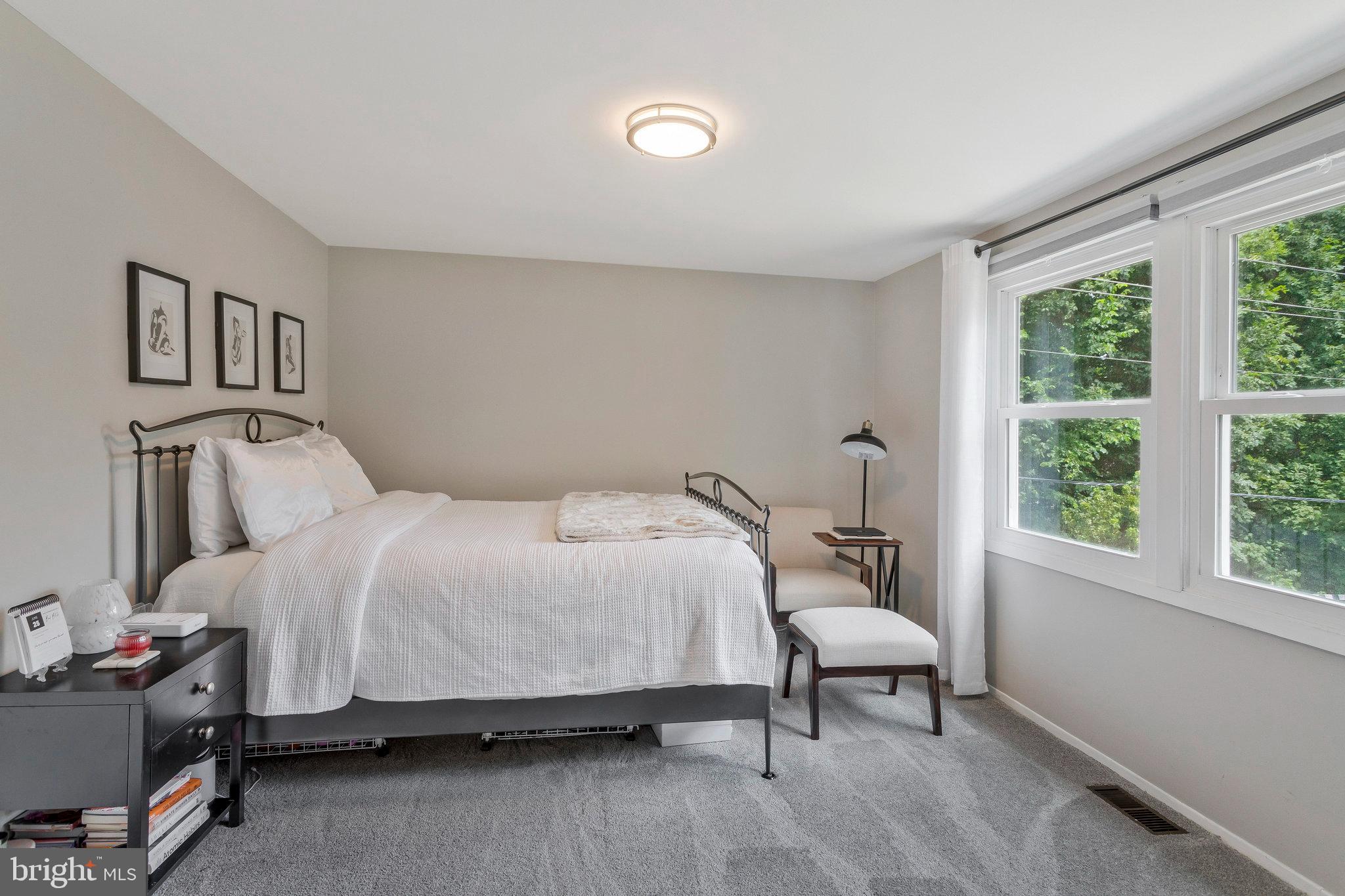 Real estate listing preview #13