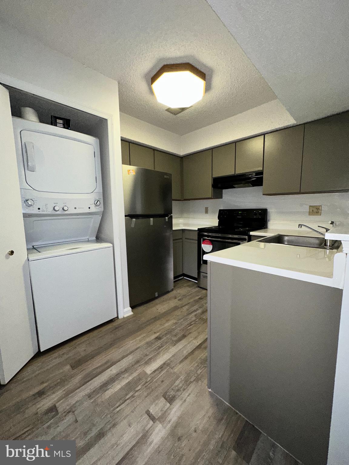 Real estate listing preview #7