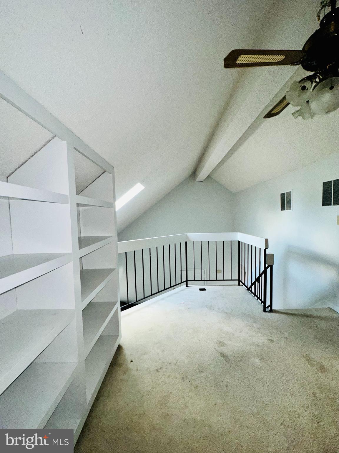 Real estate listing preview #17