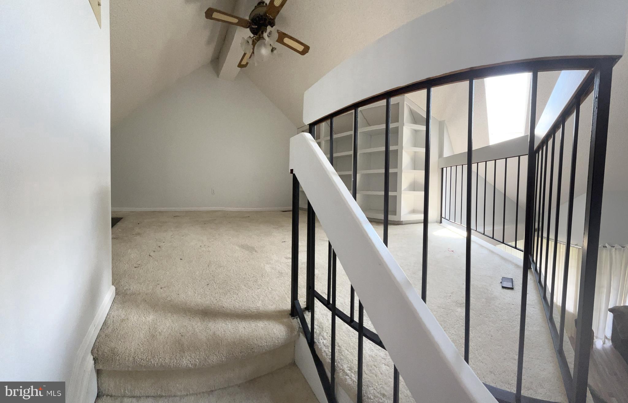 Real estate listing preview #16