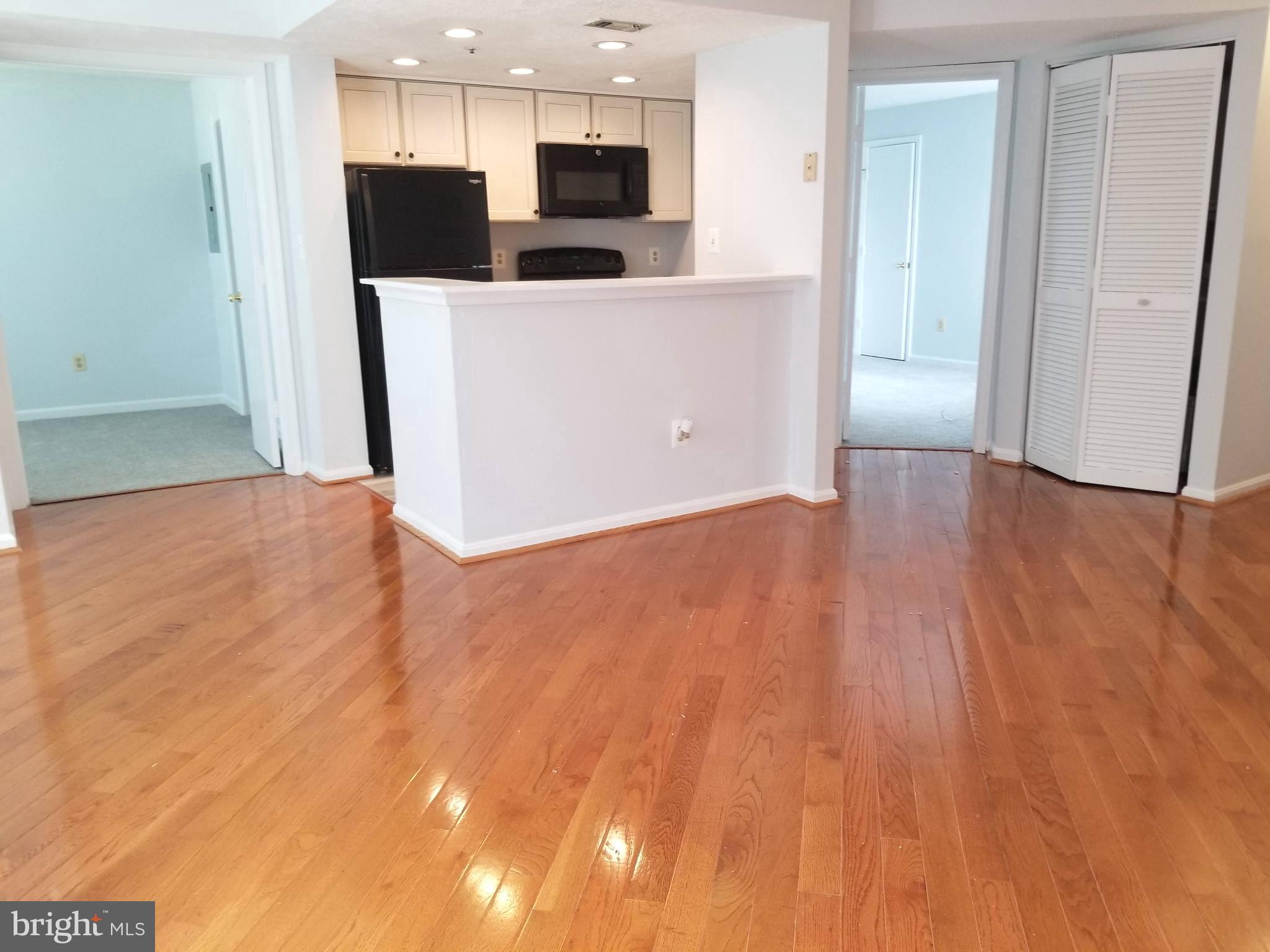 Real estate listing preview #18