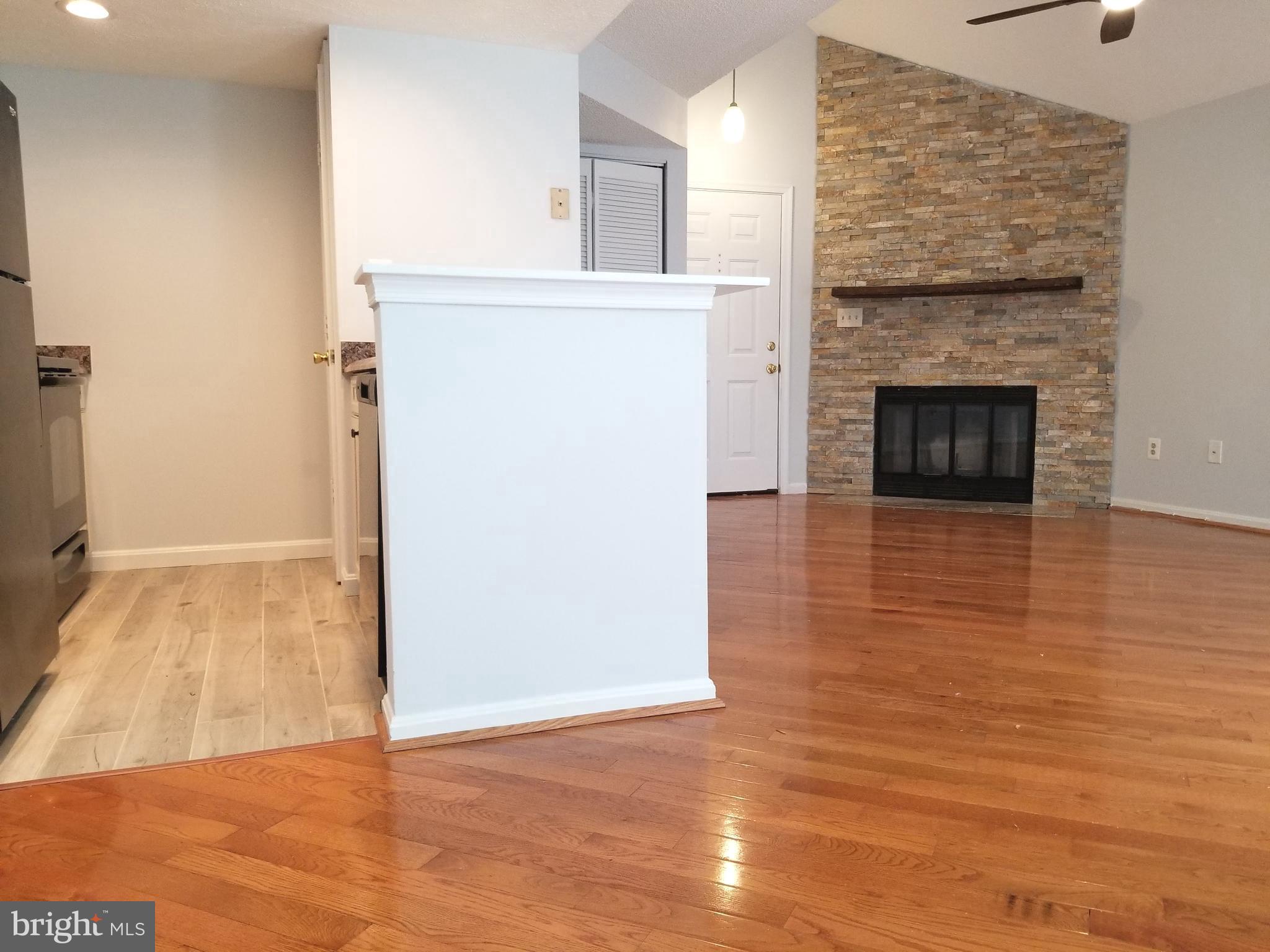 Real estate listing preview #14