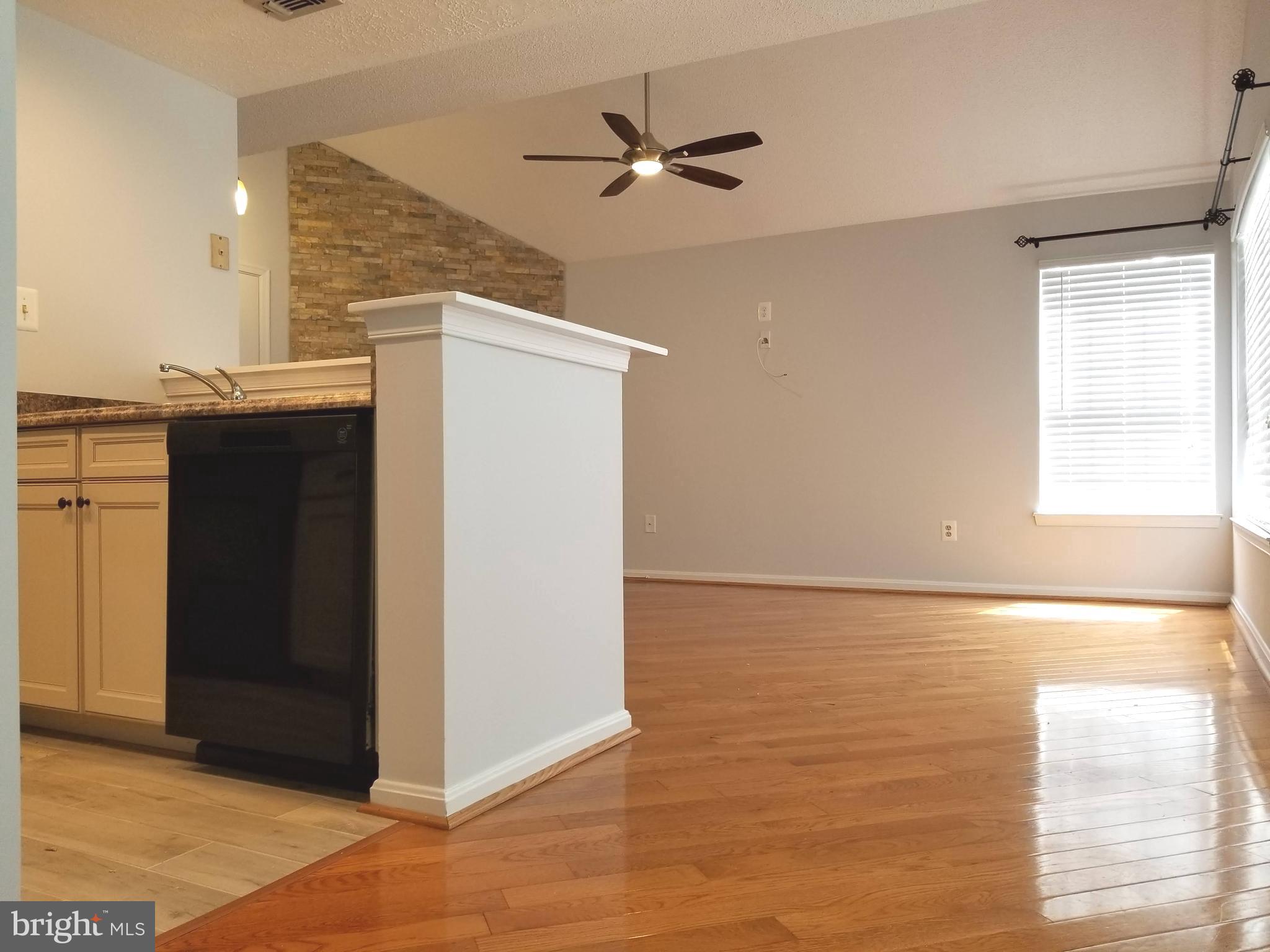 Real estate listing preview #13