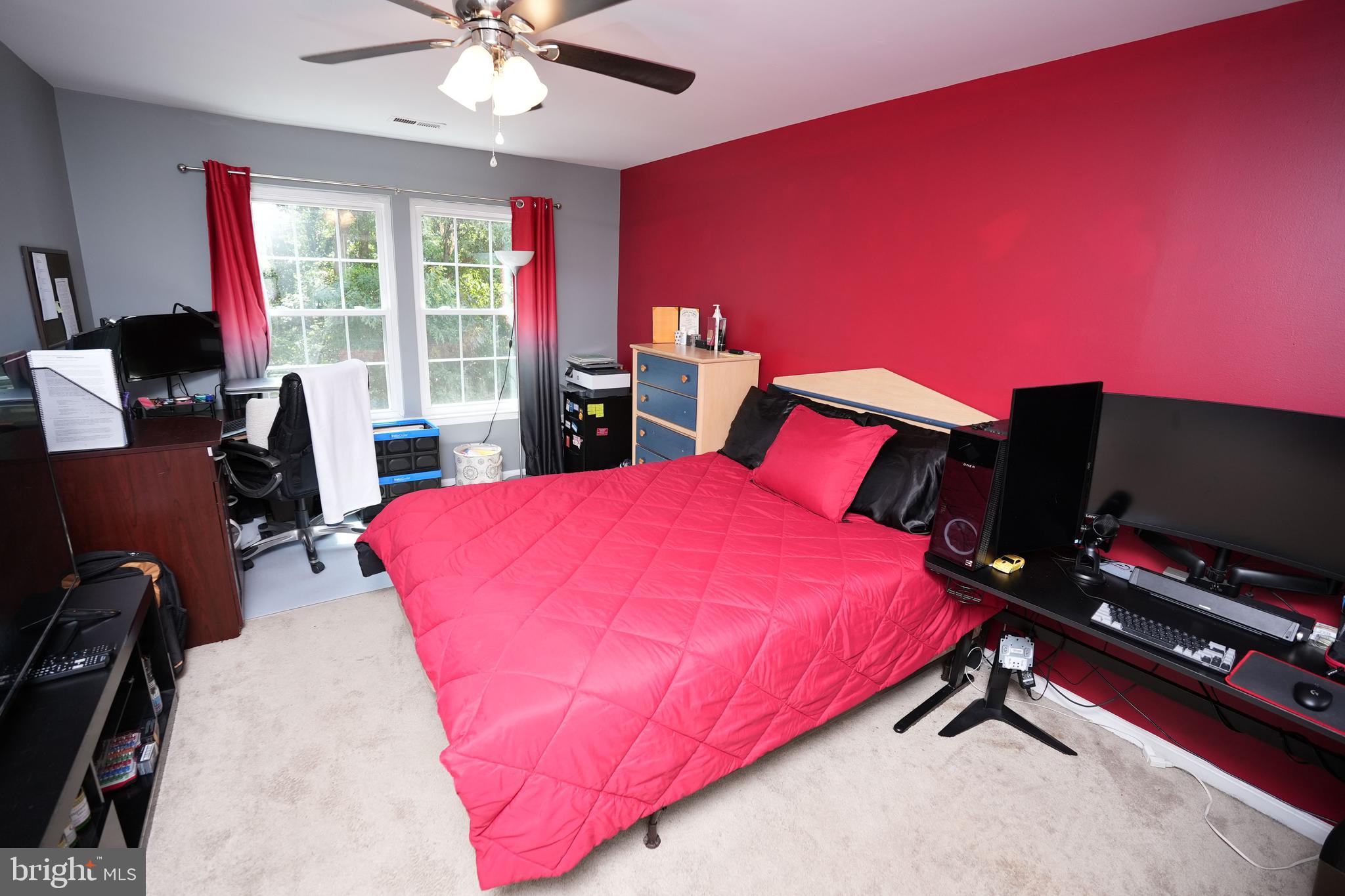 Real estate listing preview #11