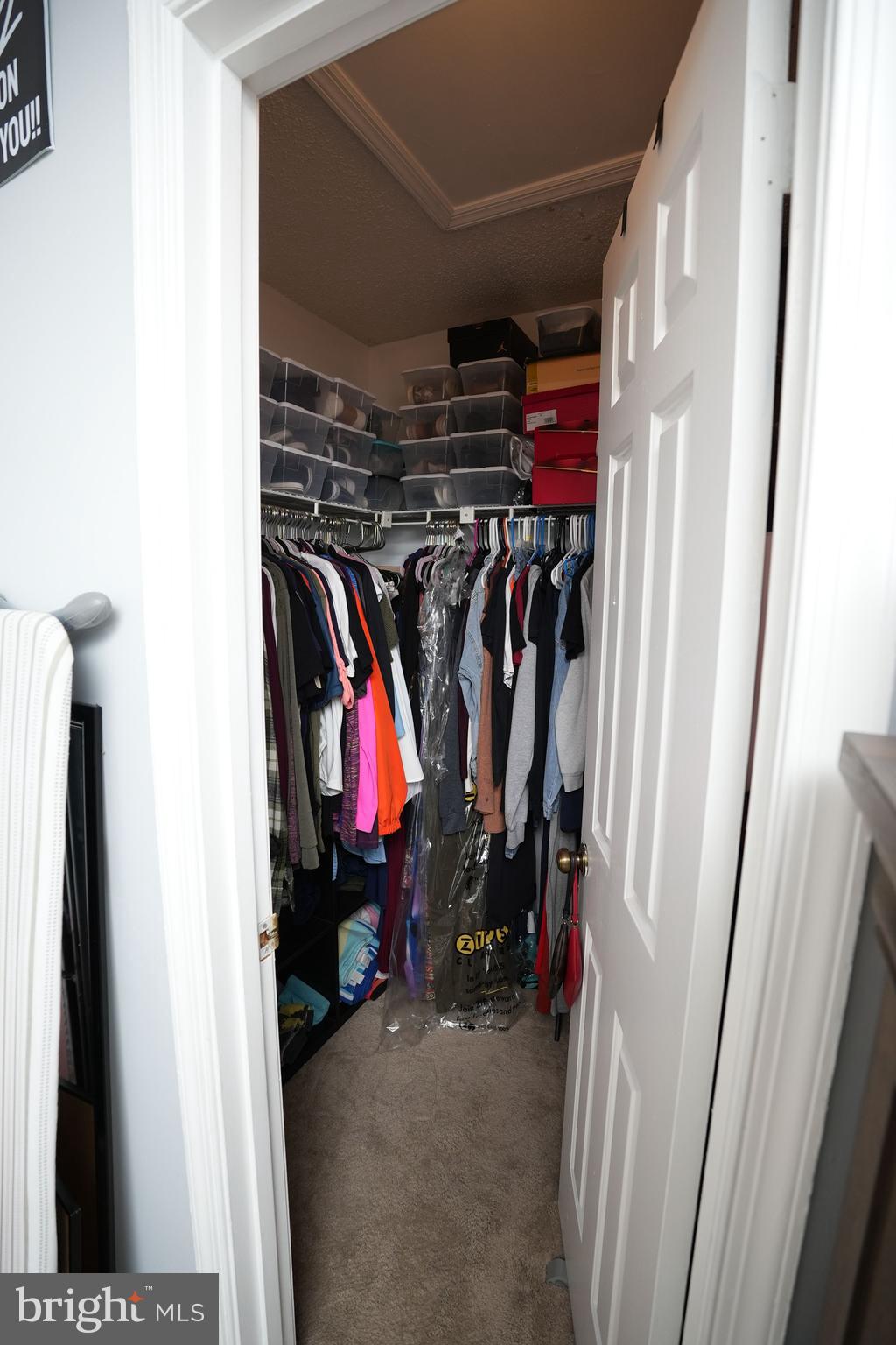 Real estate listing preview #16