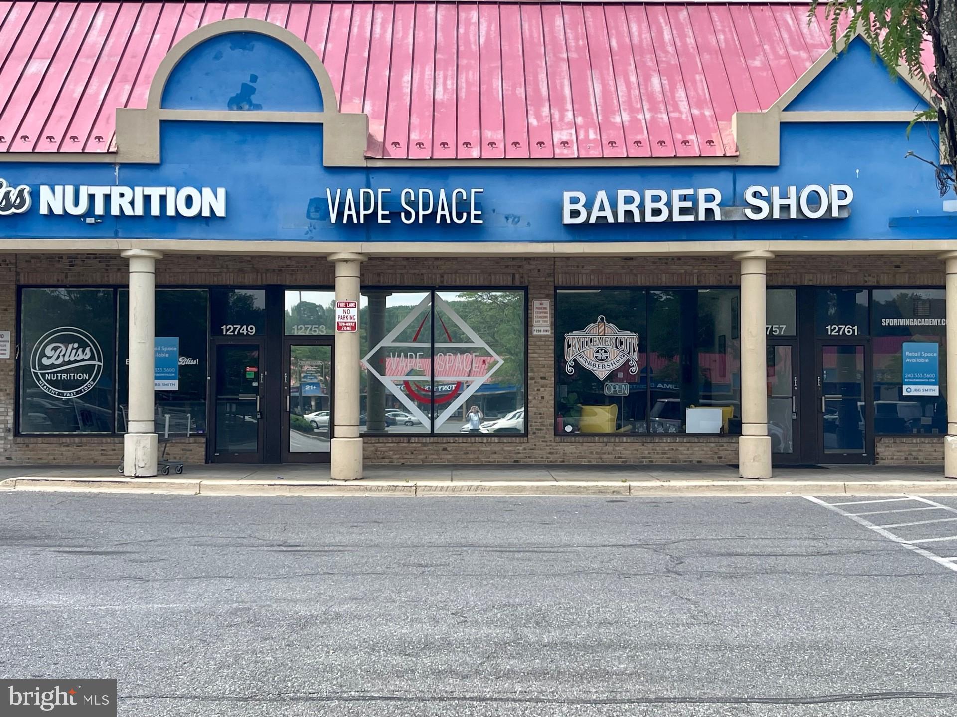 Real estate listing preview #7