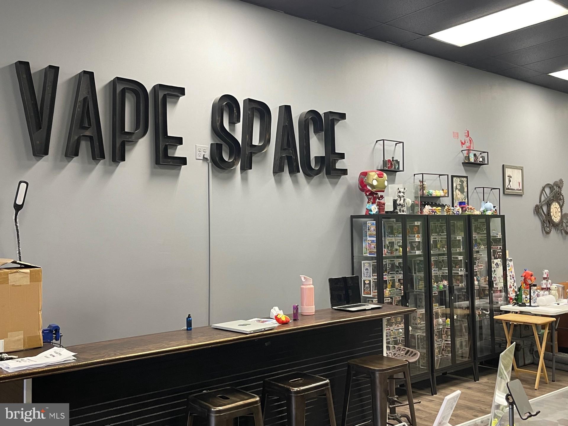 Real estate listing preview #2