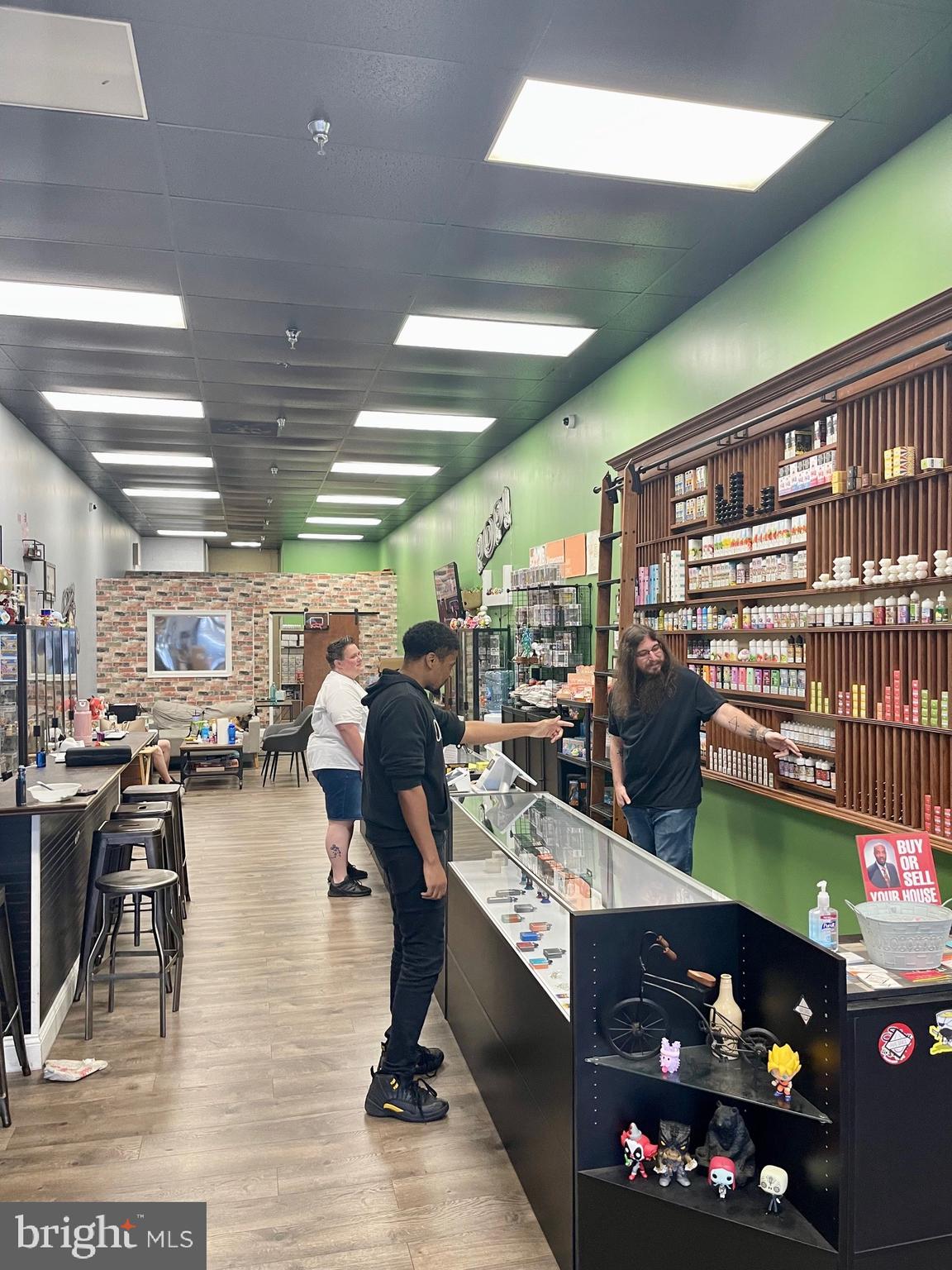 Real estate listing preview #6