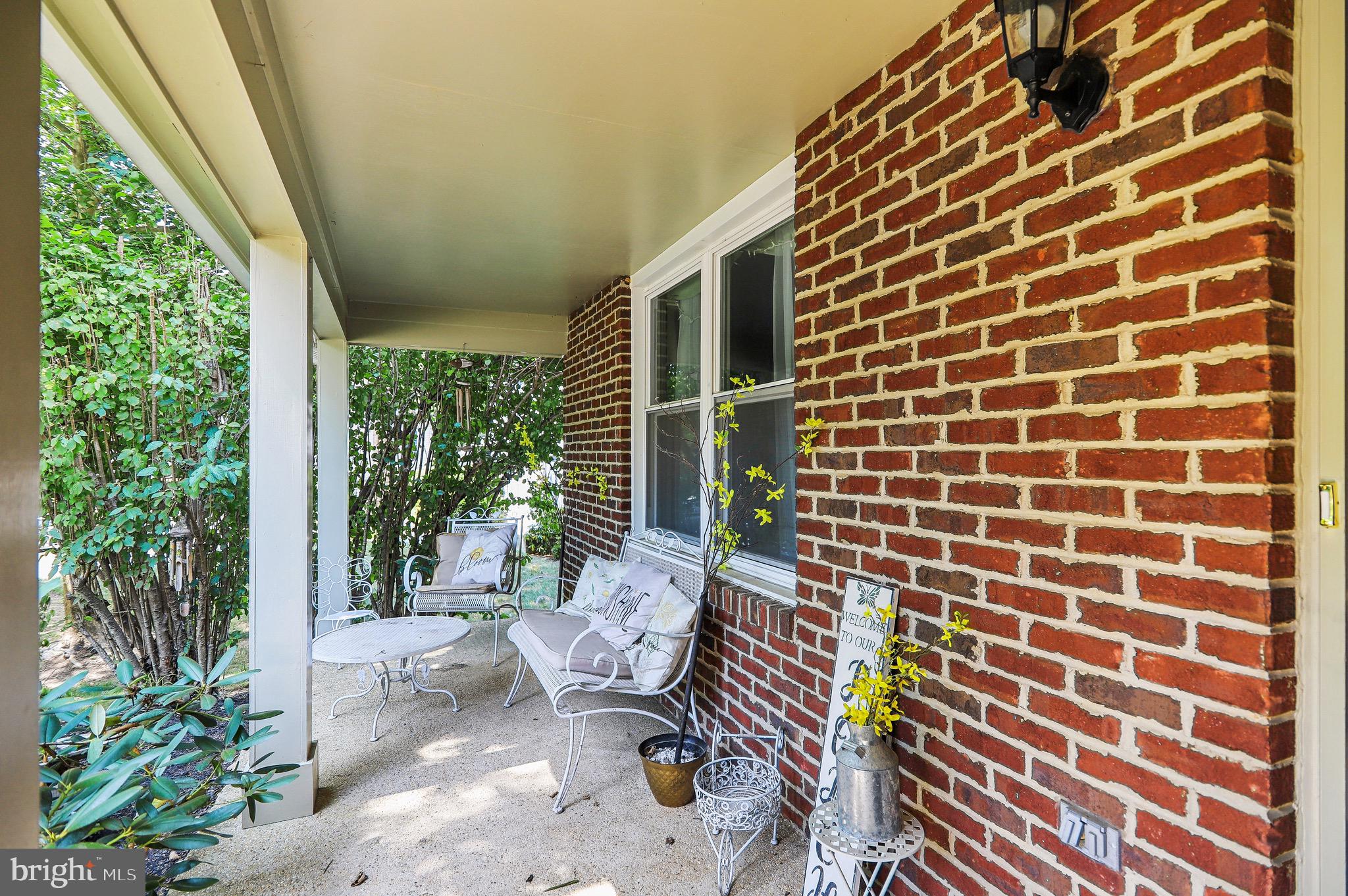 Real estate listing preview #2