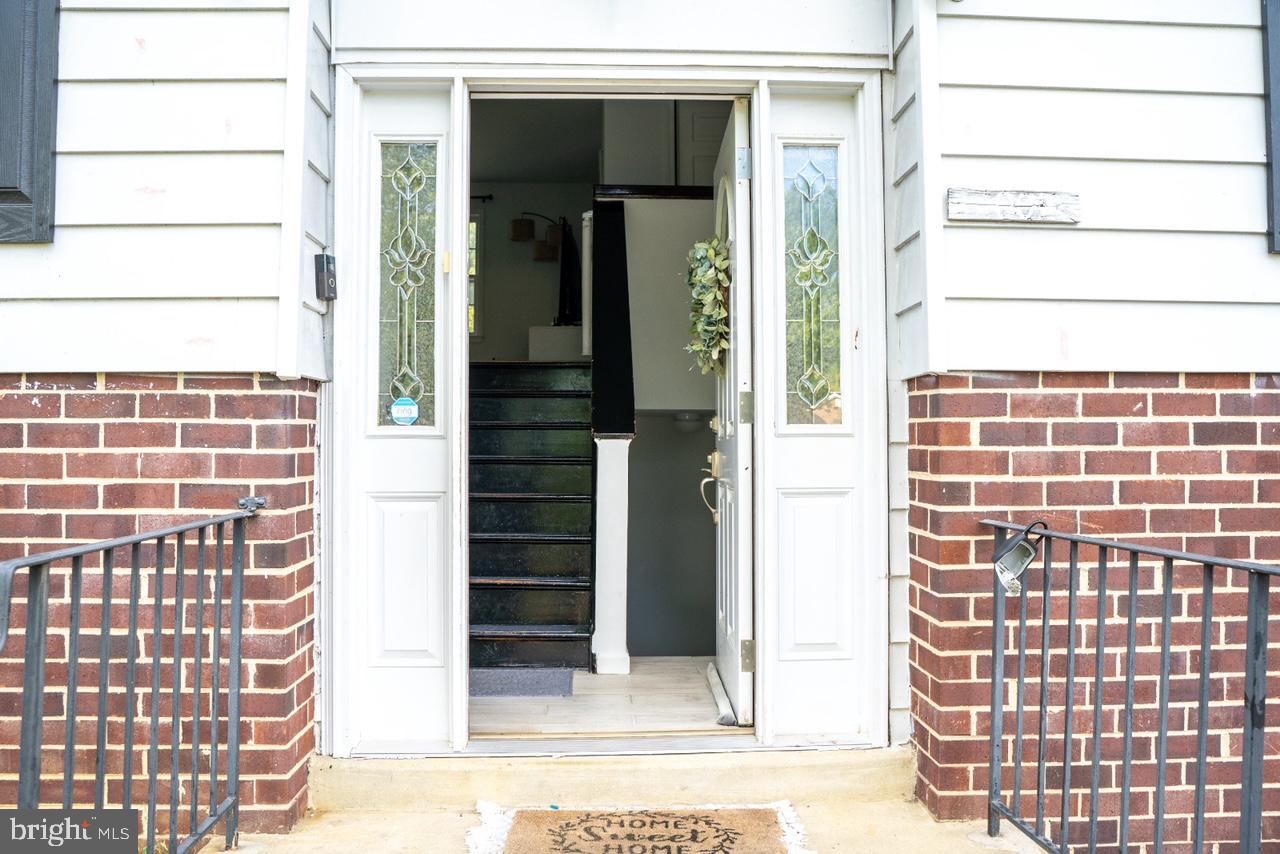 Real estate listing preview #3