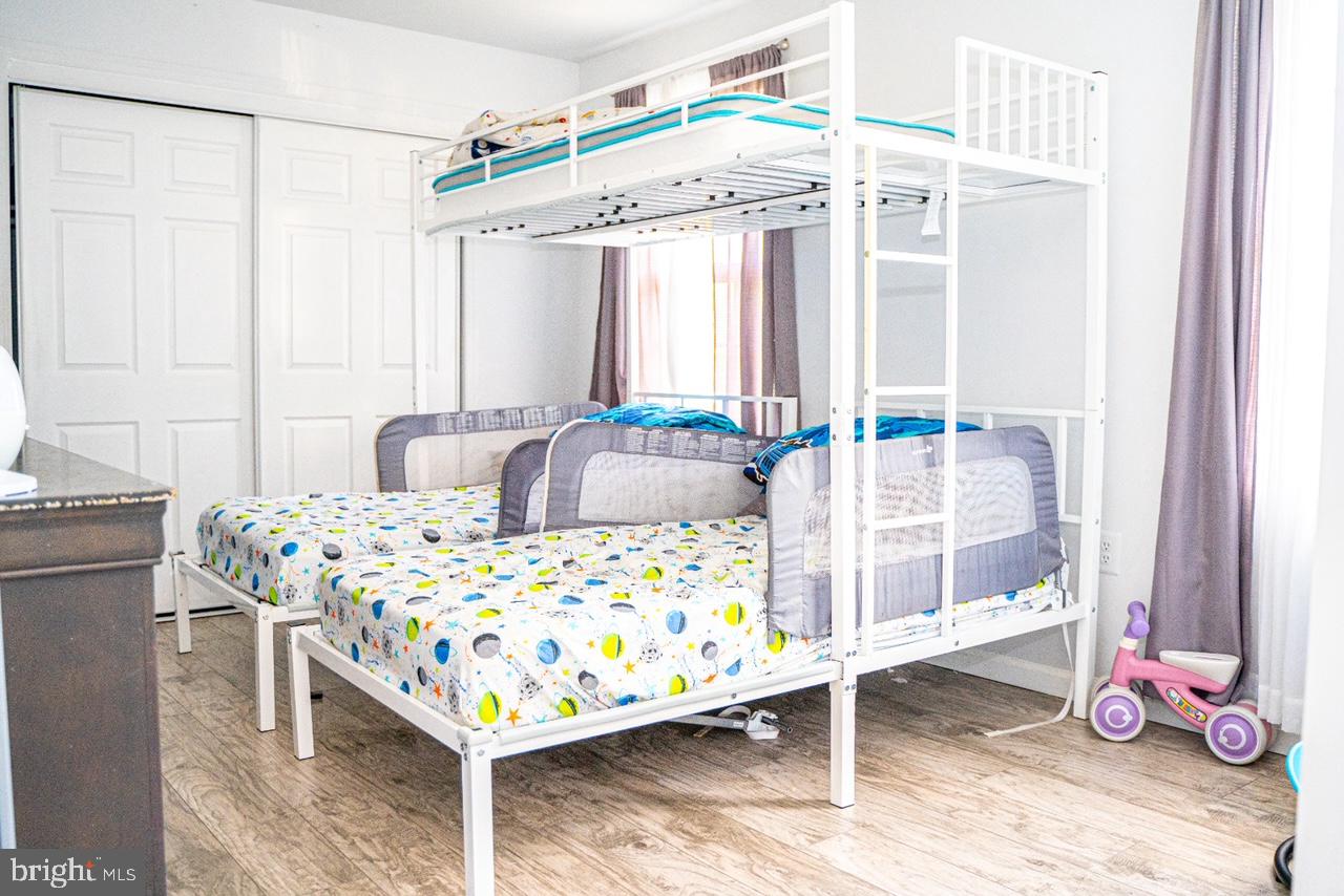 Real estate listing preview #13