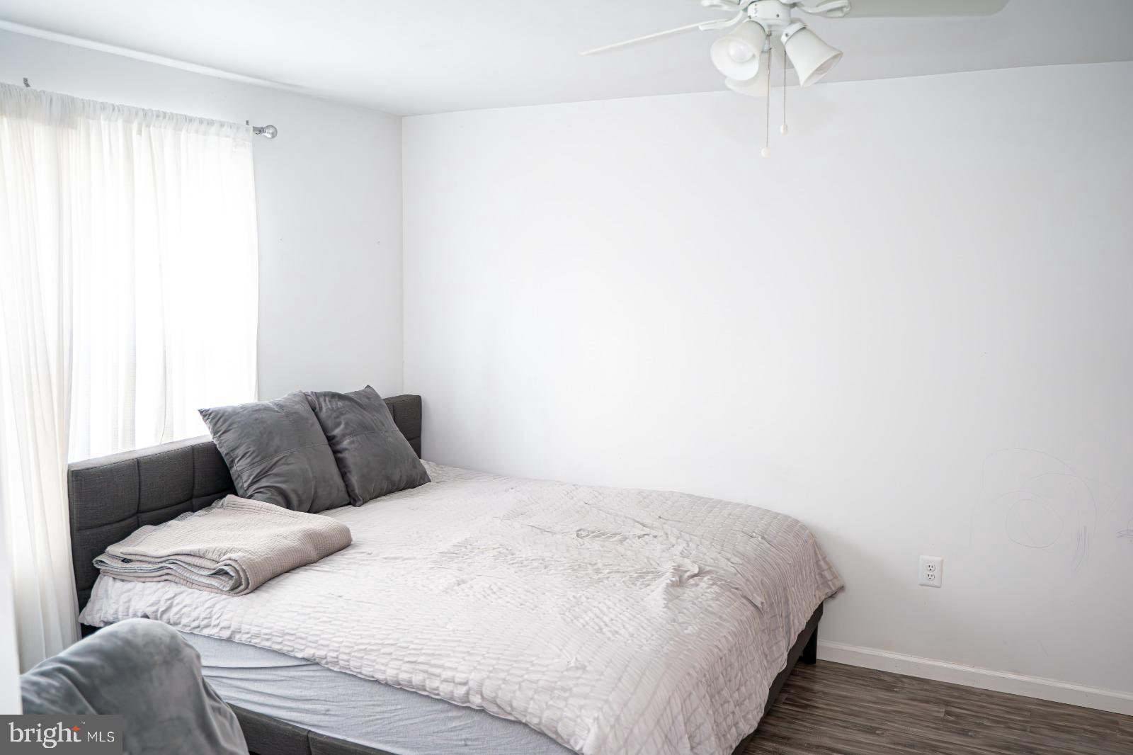 Real estate listing preview #19