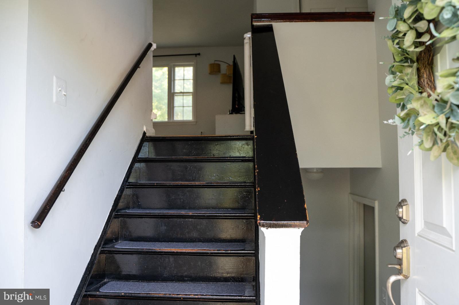 Real estate listing preview #4