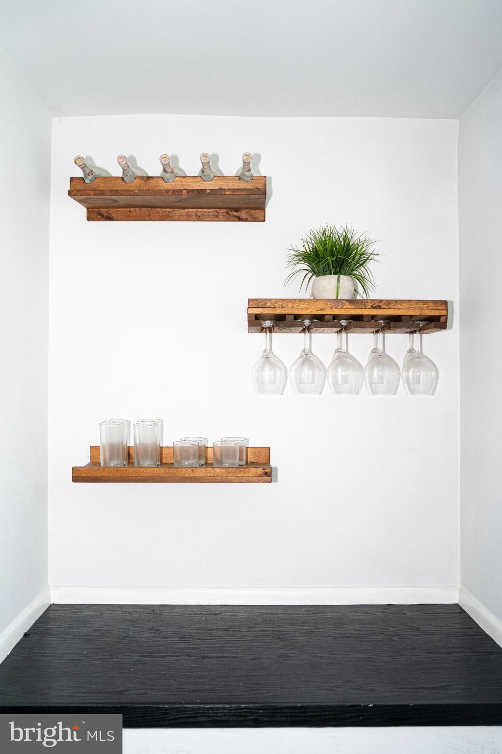 Real estate listing preview #35