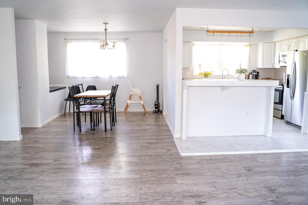 Real estate listing preview #7