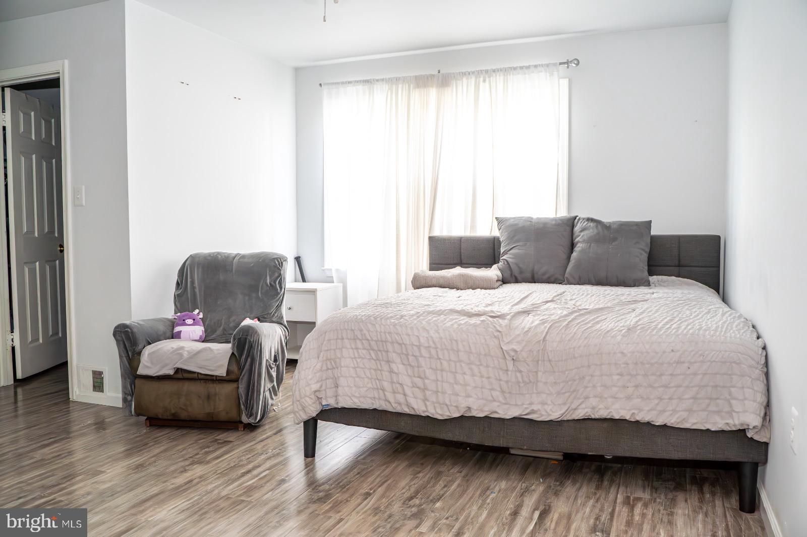 Real estate listing preview #23