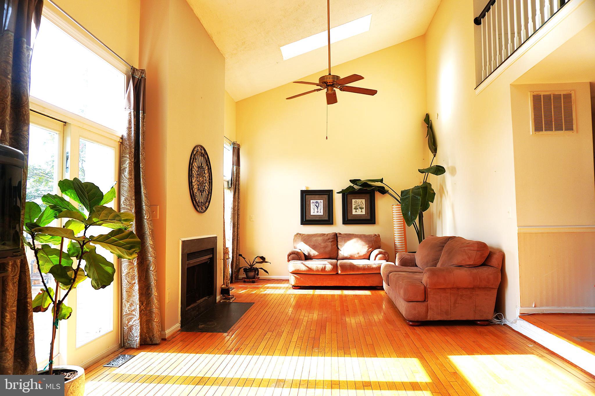 Real estate listing preview #3