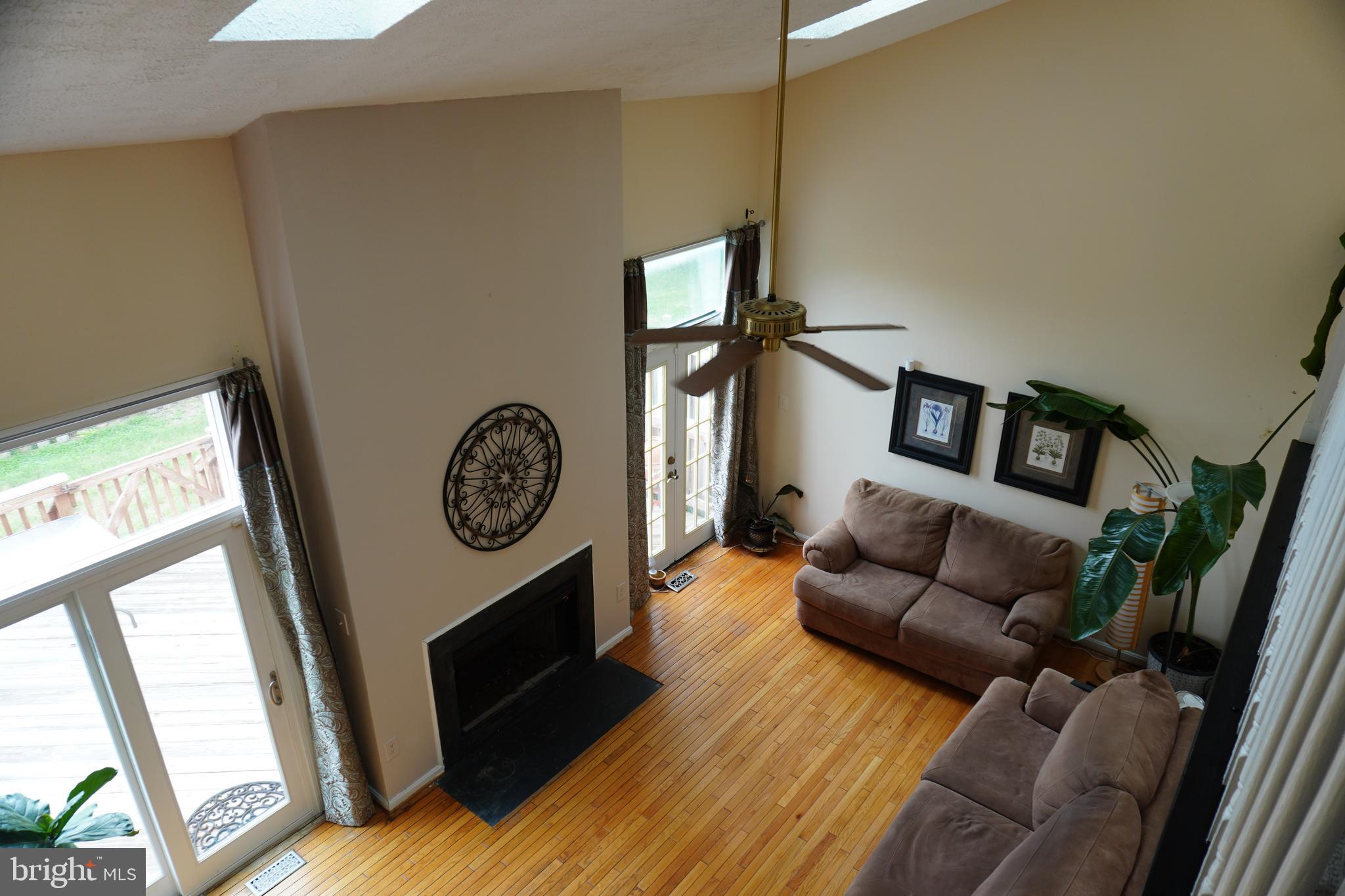 Real estate listing preview #4