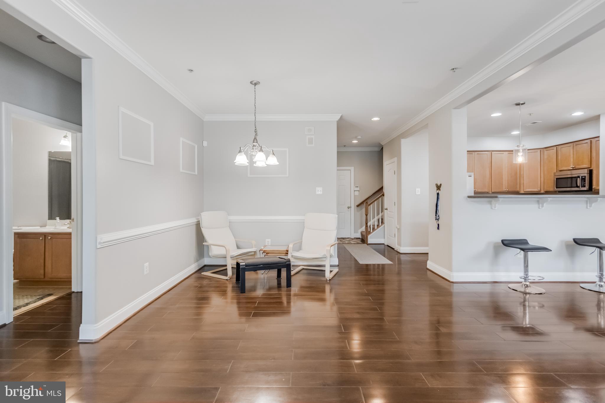 Real estate listing preview #14