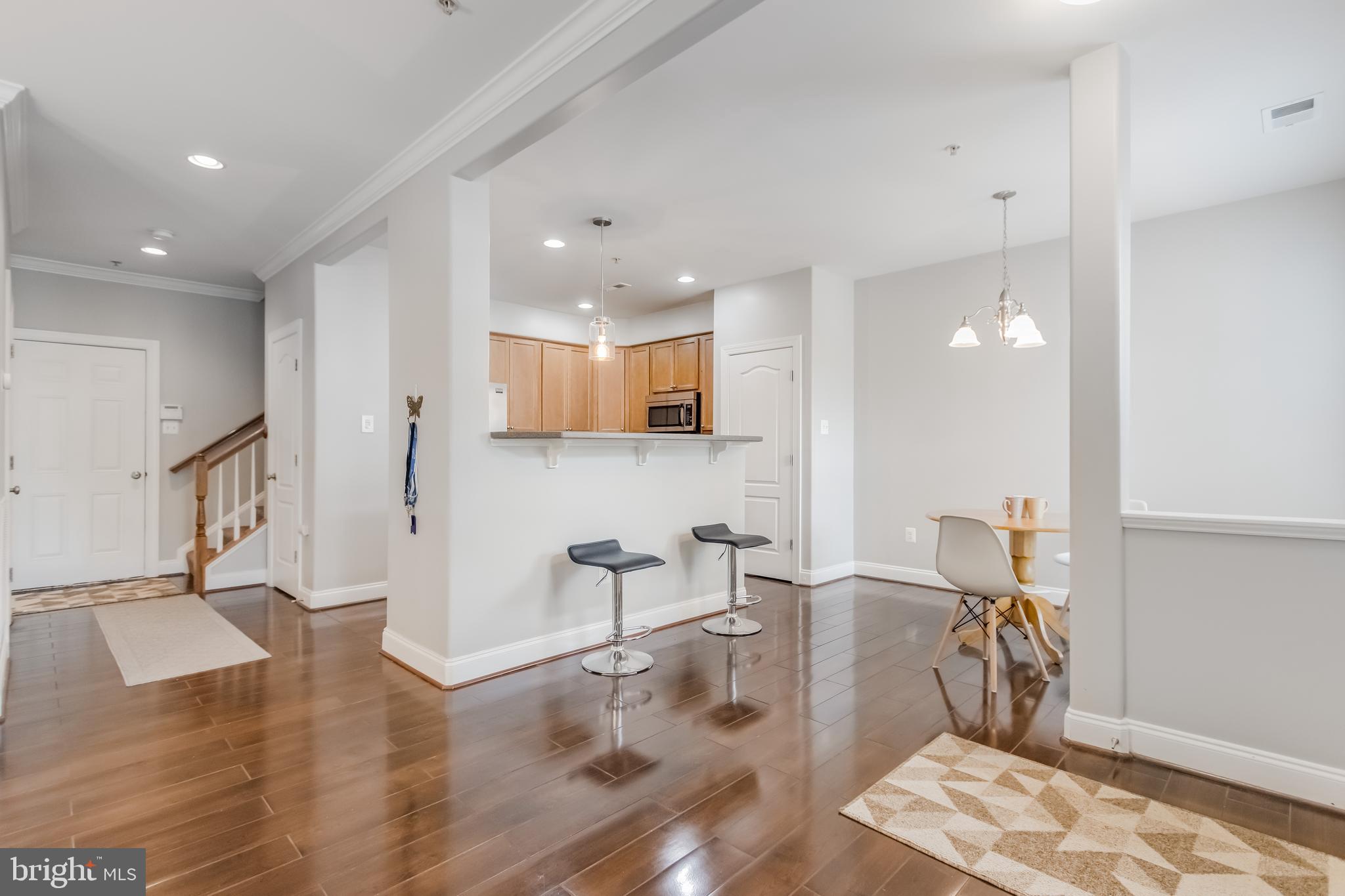 Real estate listing preview #9