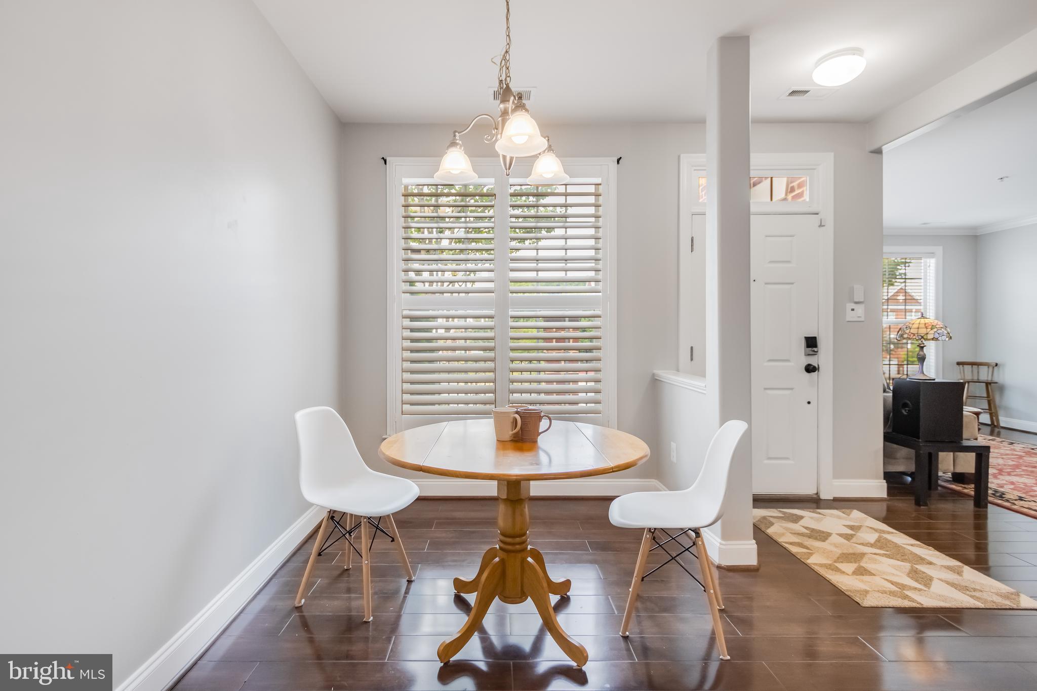 Real estate listing preview #10