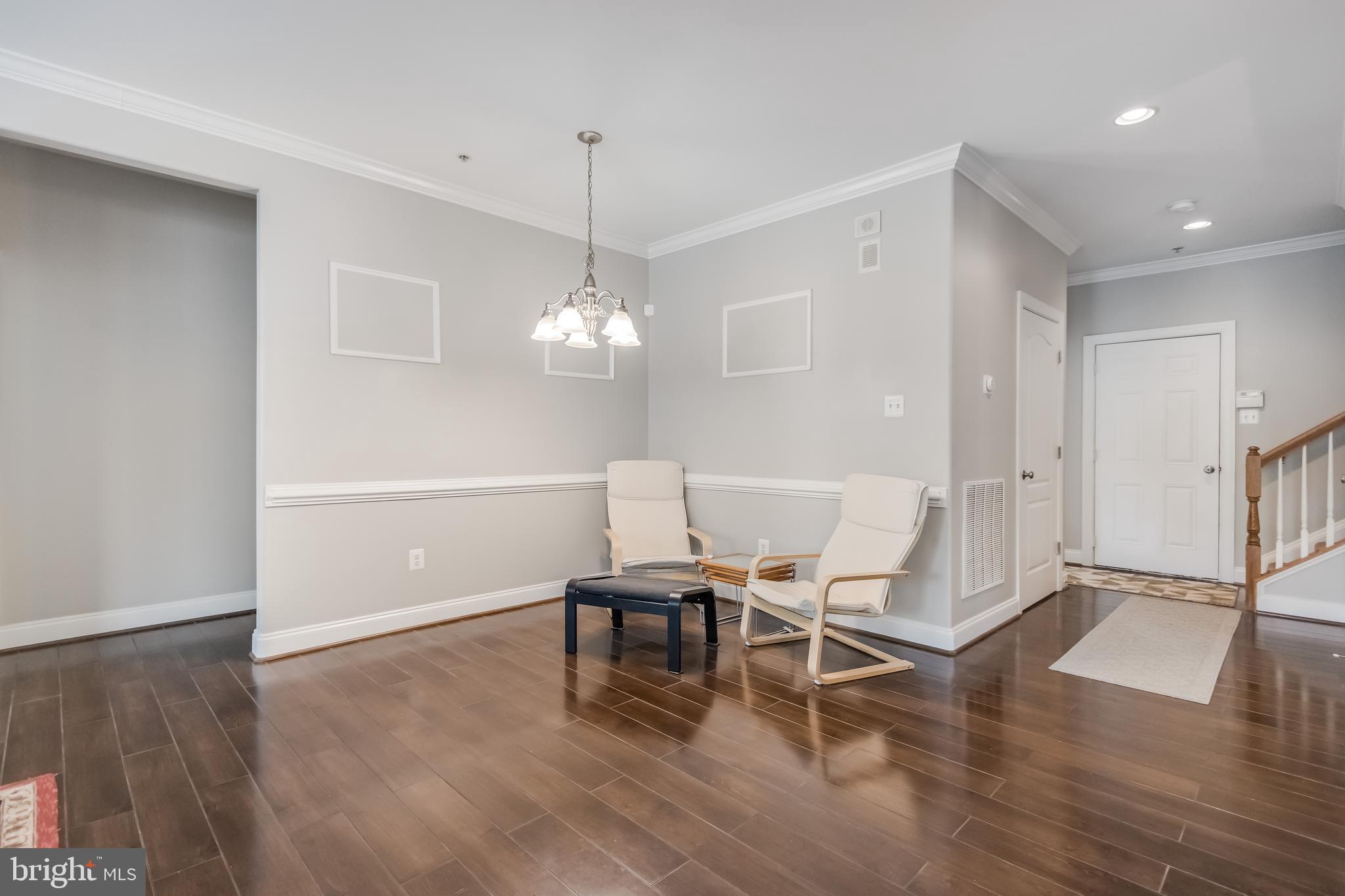 Real estate listing preview #13