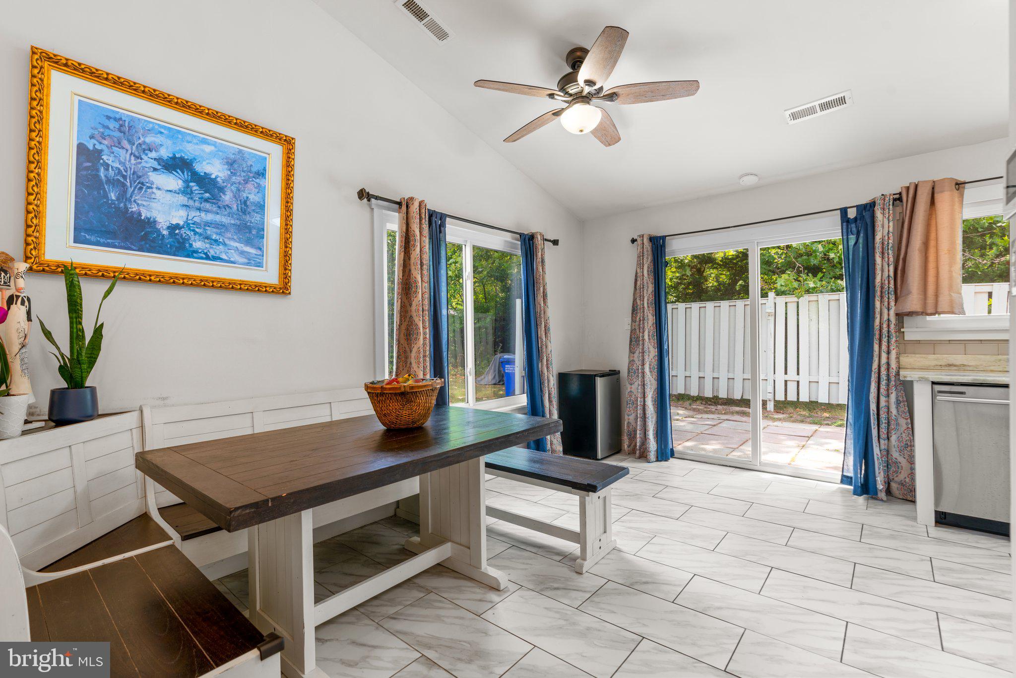 Real estate listing preview #12