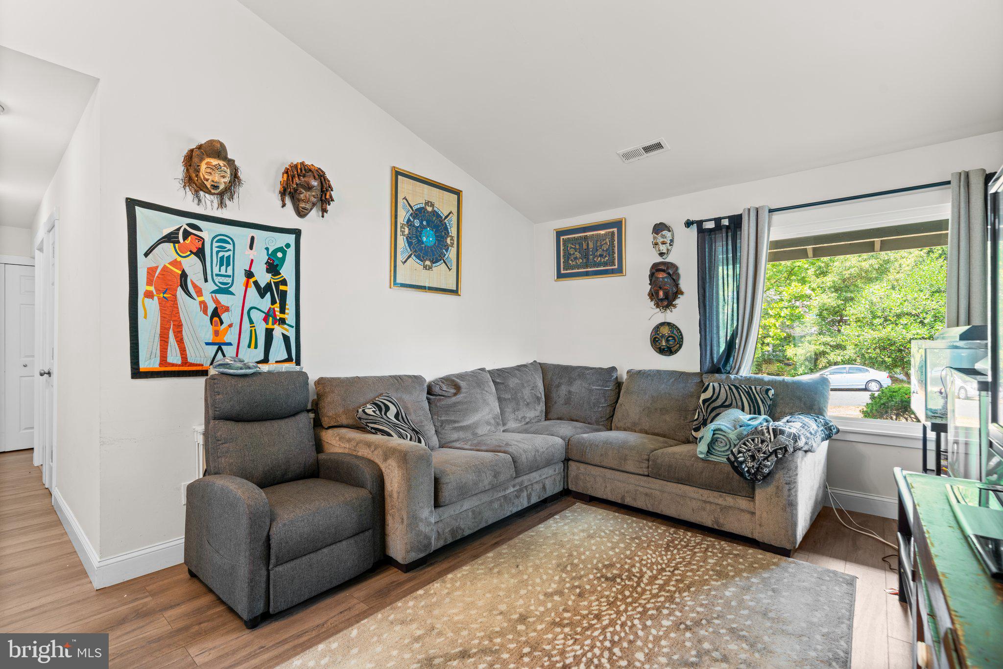 Real estate listing preview #7