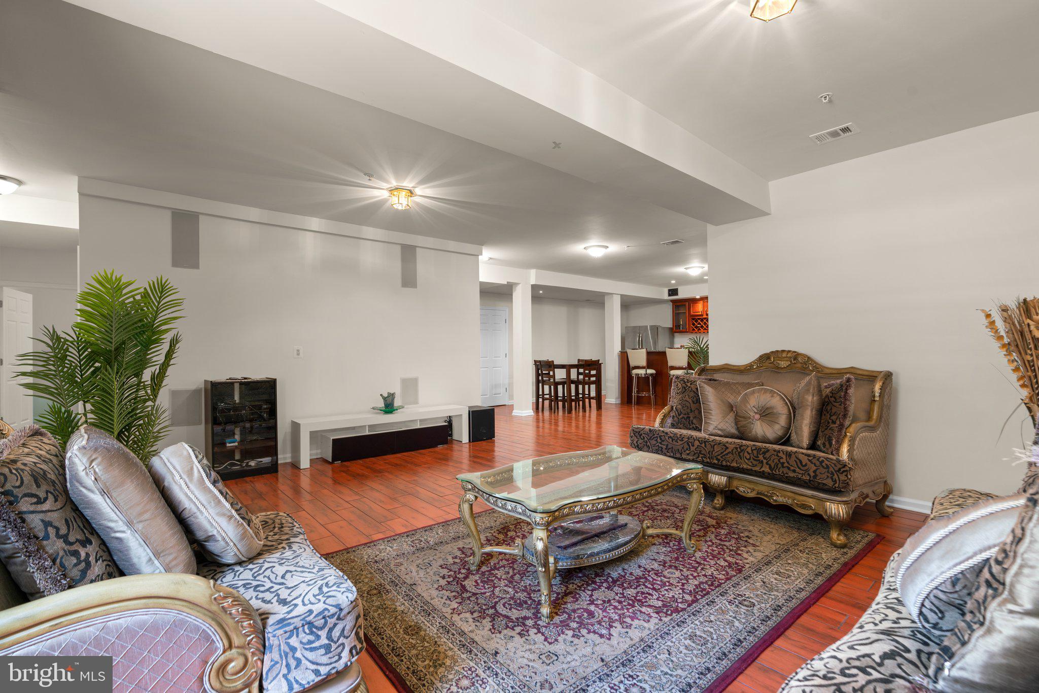 Real estate listing preview #44