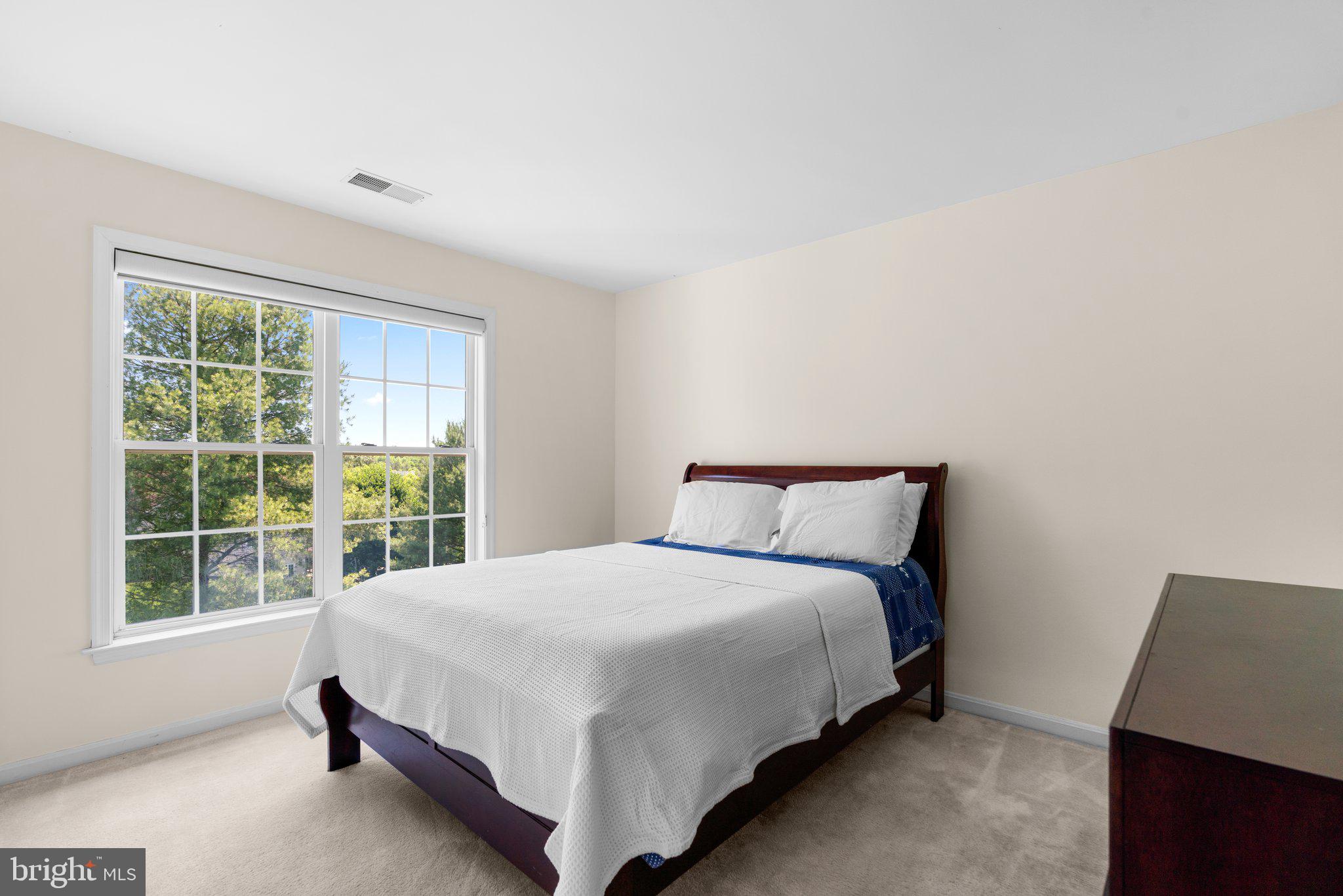 Real estate listing preview #30