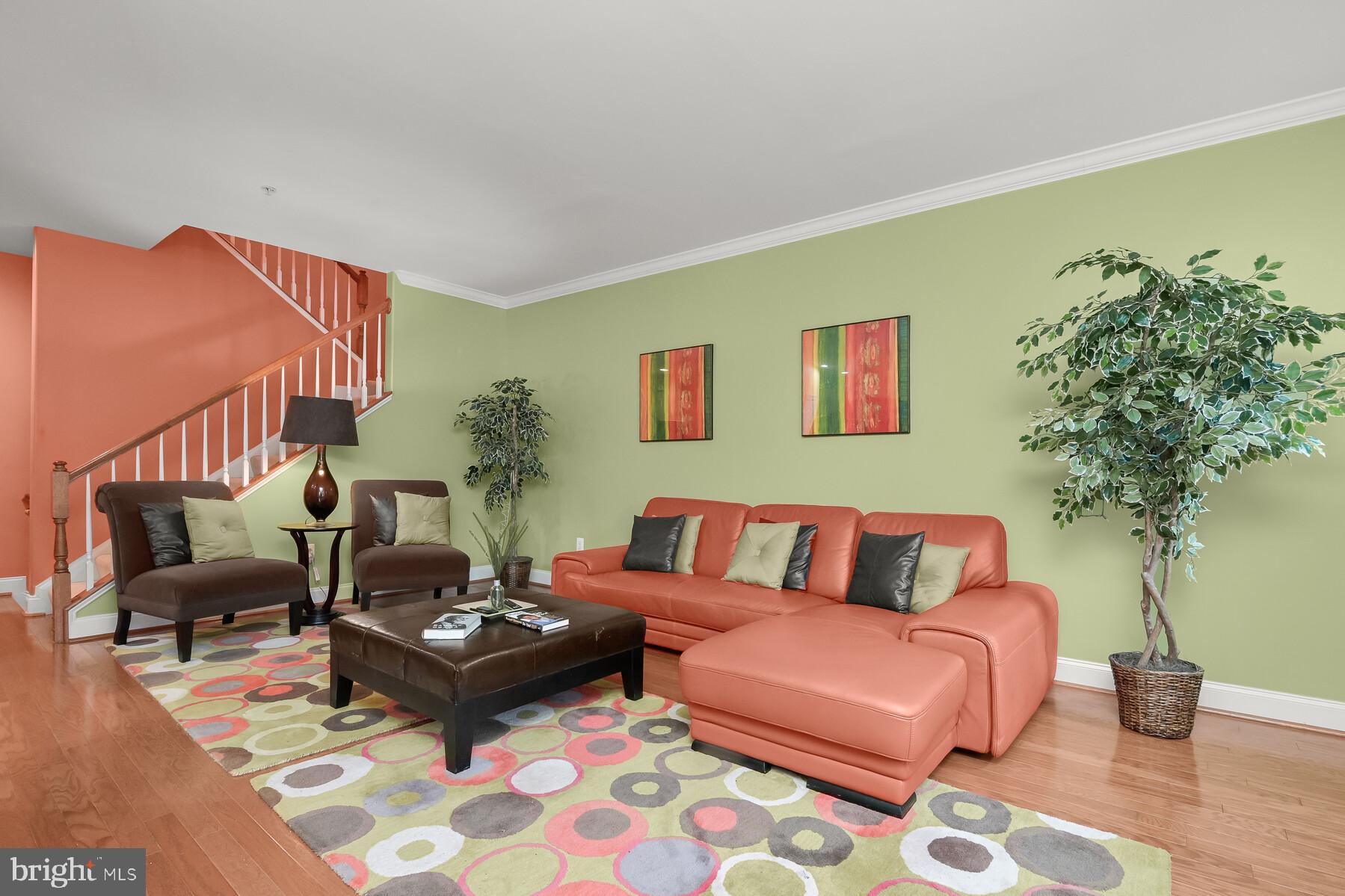 Real estate listing preview #9