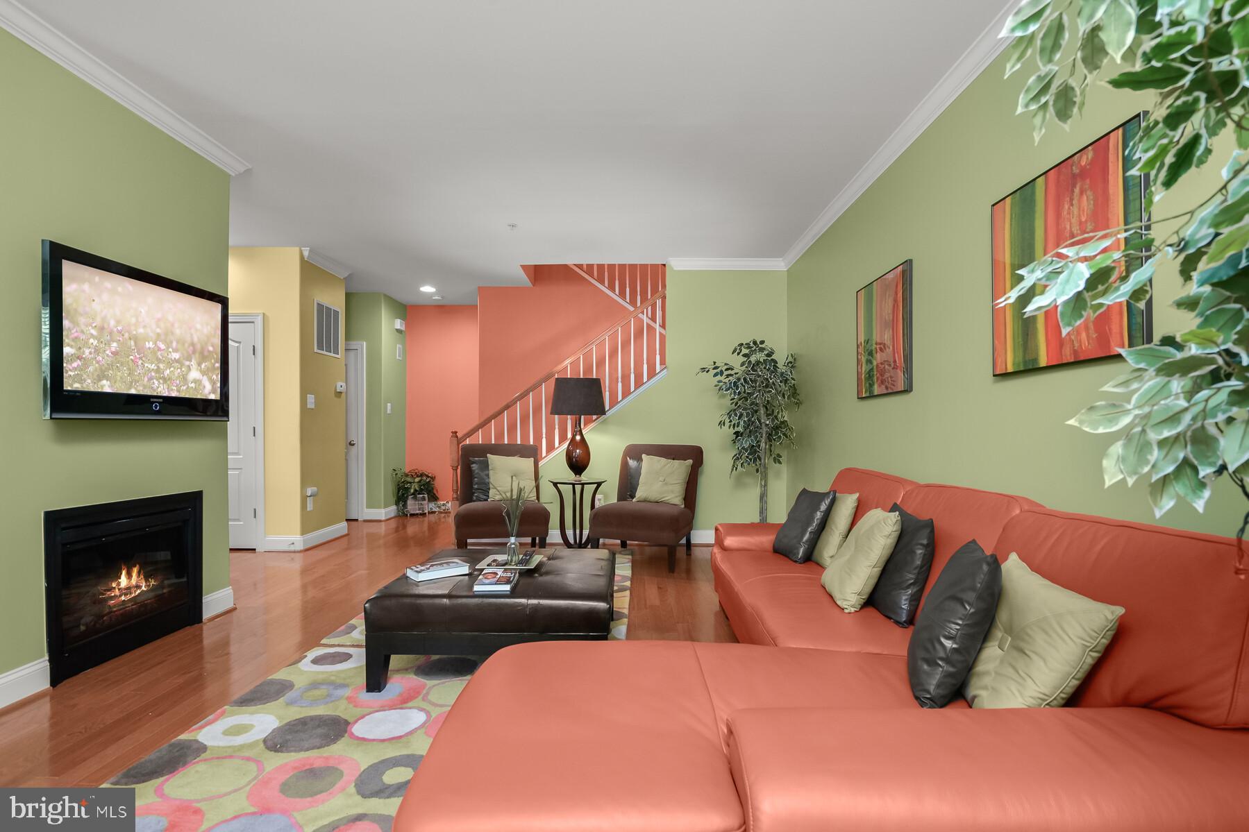 Real estate listing preview #10