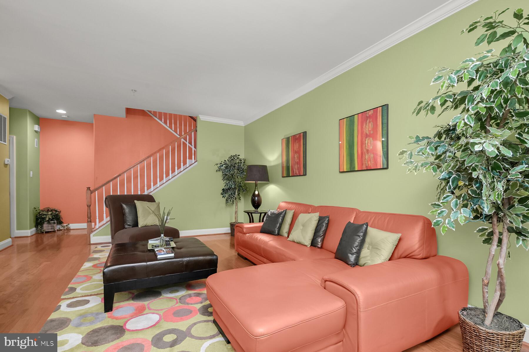 Real estate listing preview #5