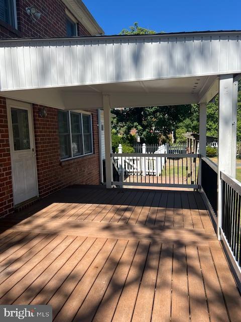 Real estate listing preview #32