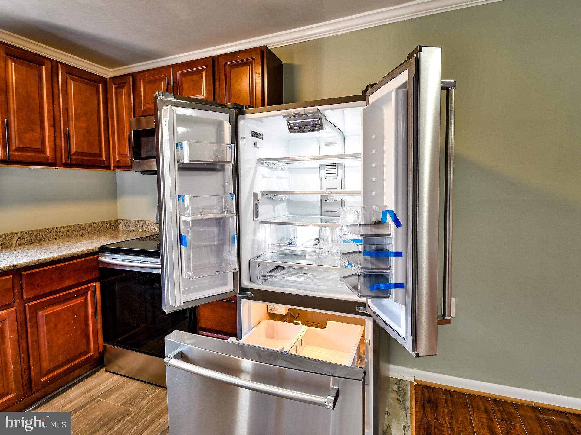 Real estate listing preview #11