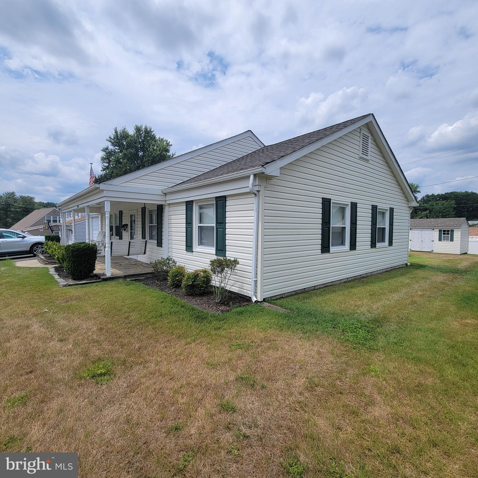 Real estate listing preview #22